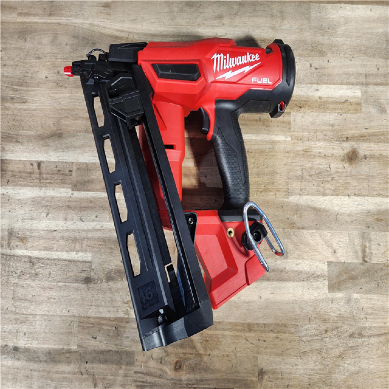 HOUSTON LOCATION - AS-IS (APPEARS LIKE NEW) Milwaukee 2841-20 18V Cordless Gen II 16 Gauge Angled Finish Nailer (Tool Only)