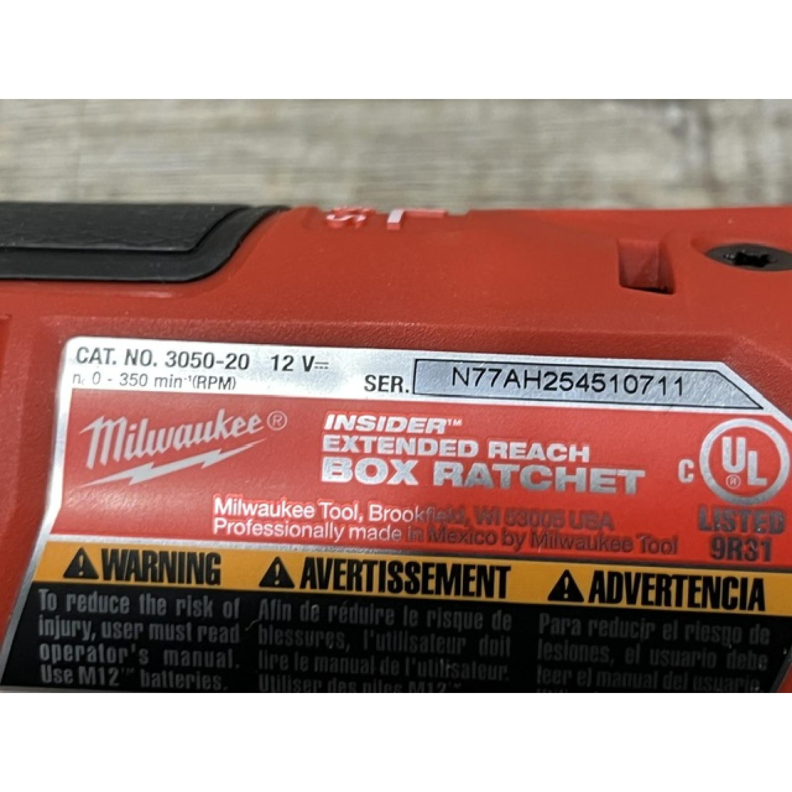 AS-IS Milwaukee FUEL 12V Lithium-Ion Brushless Cordless 1/4 in - 3/8 in Extended Ratchet (Tool-Only)