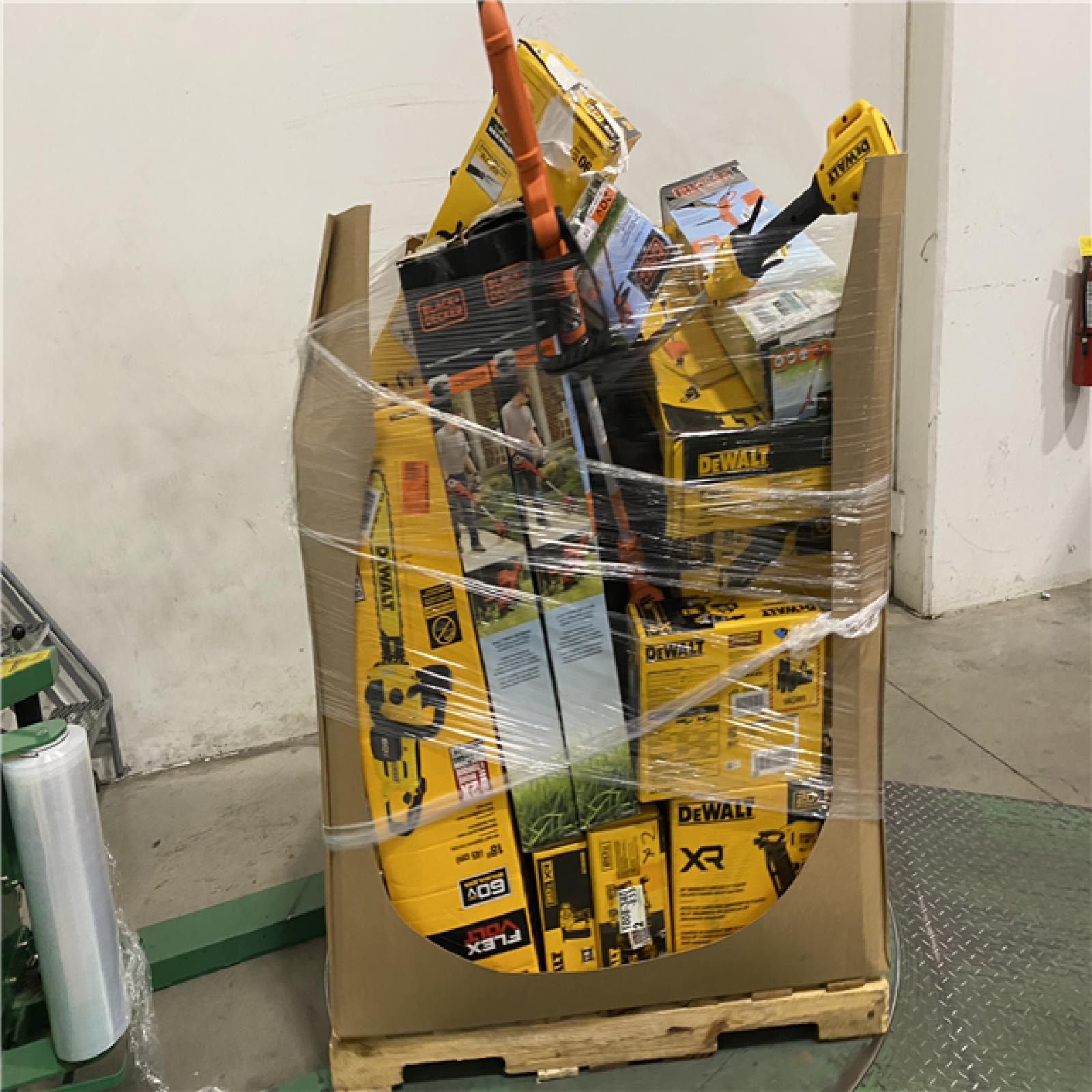 Dallas Location - As-Is DEWALT Tool Pallet