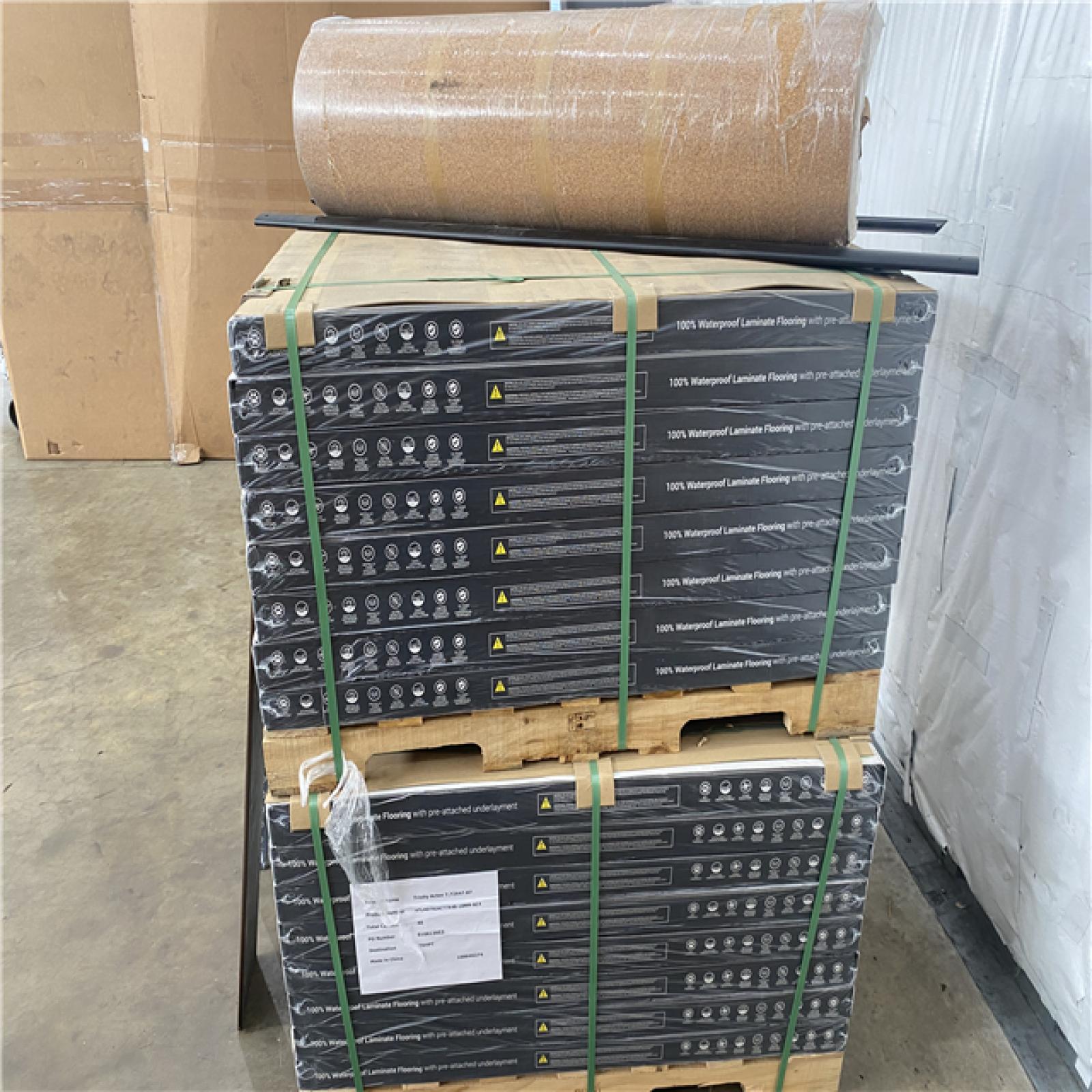 Houston Location AS IS - Home Improvement Flooring Pallet