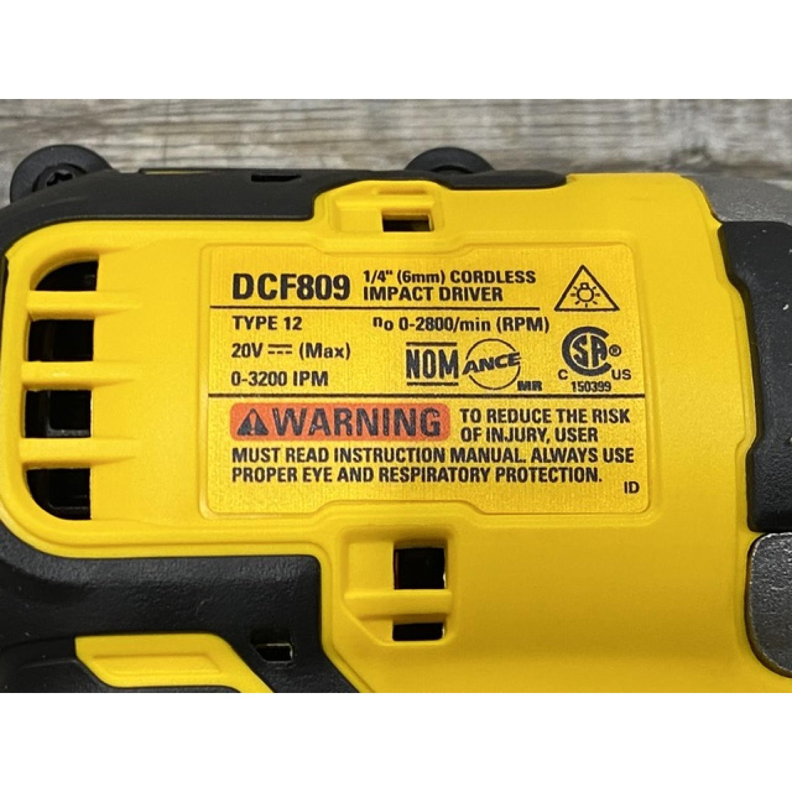 AS-IS DEWALT Atomic 20V Max Lithium-Ion Brushless Cordless Compact 1/4 in. Impact Driver Kit