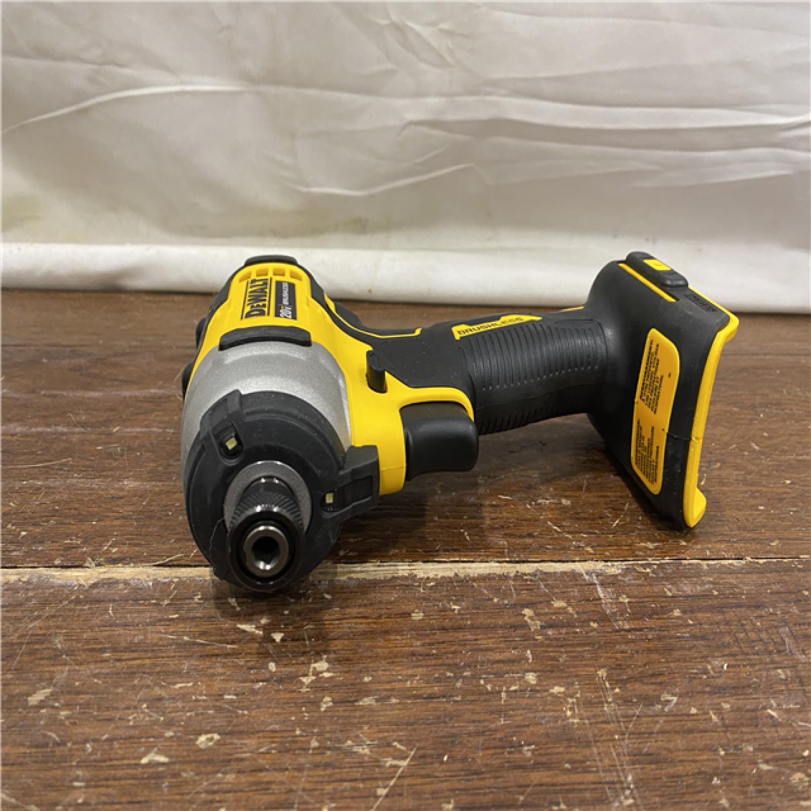 AS-IS DeWALT ATOMIC 20V MAX Cordless Compact Impact Driver Kit W/ Li-Ion Battery, 1/4, Brushless