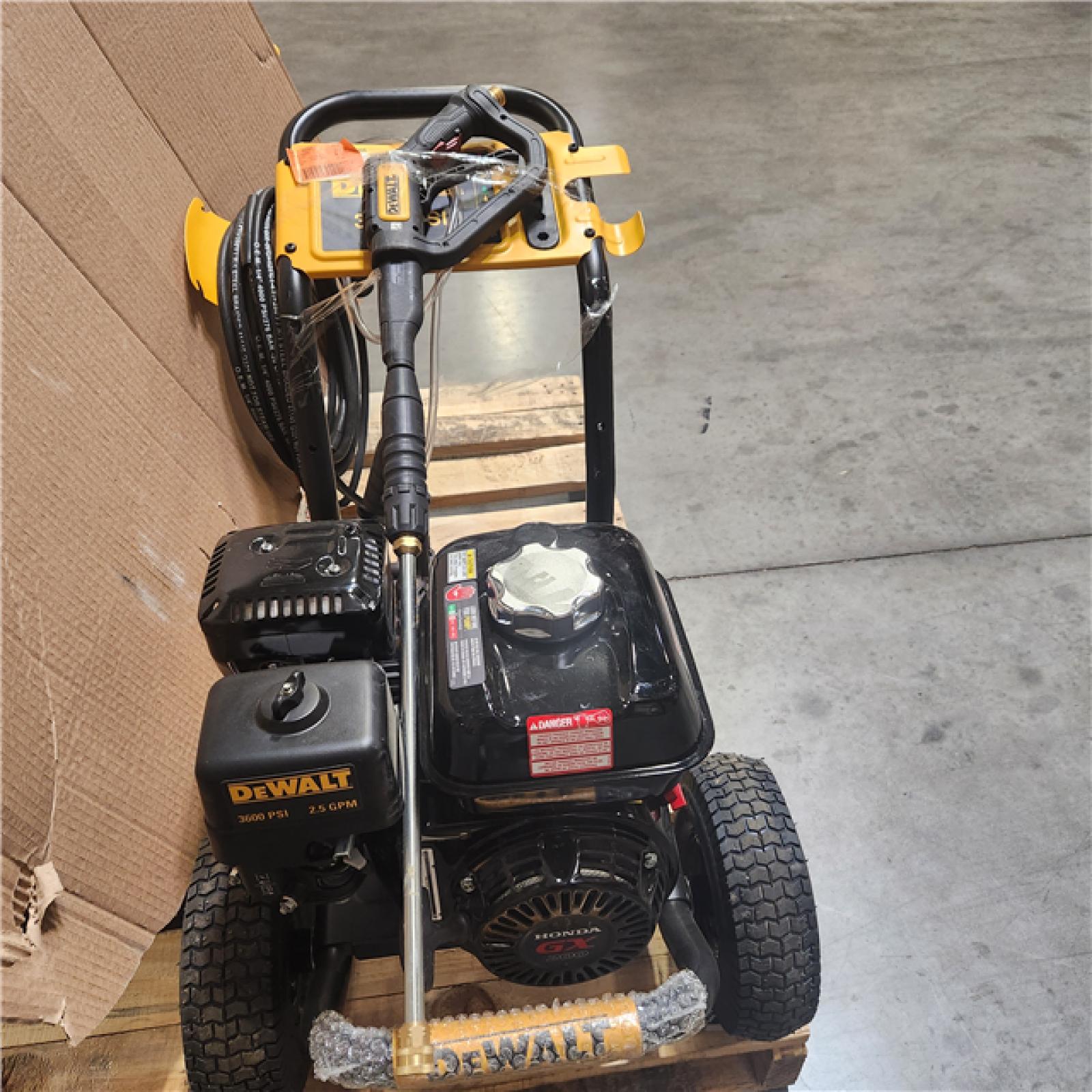 Dallas Location - As-DEWALT DXPW61299 3600 PSI at 2.5 GPM Gas Pressure Washer
