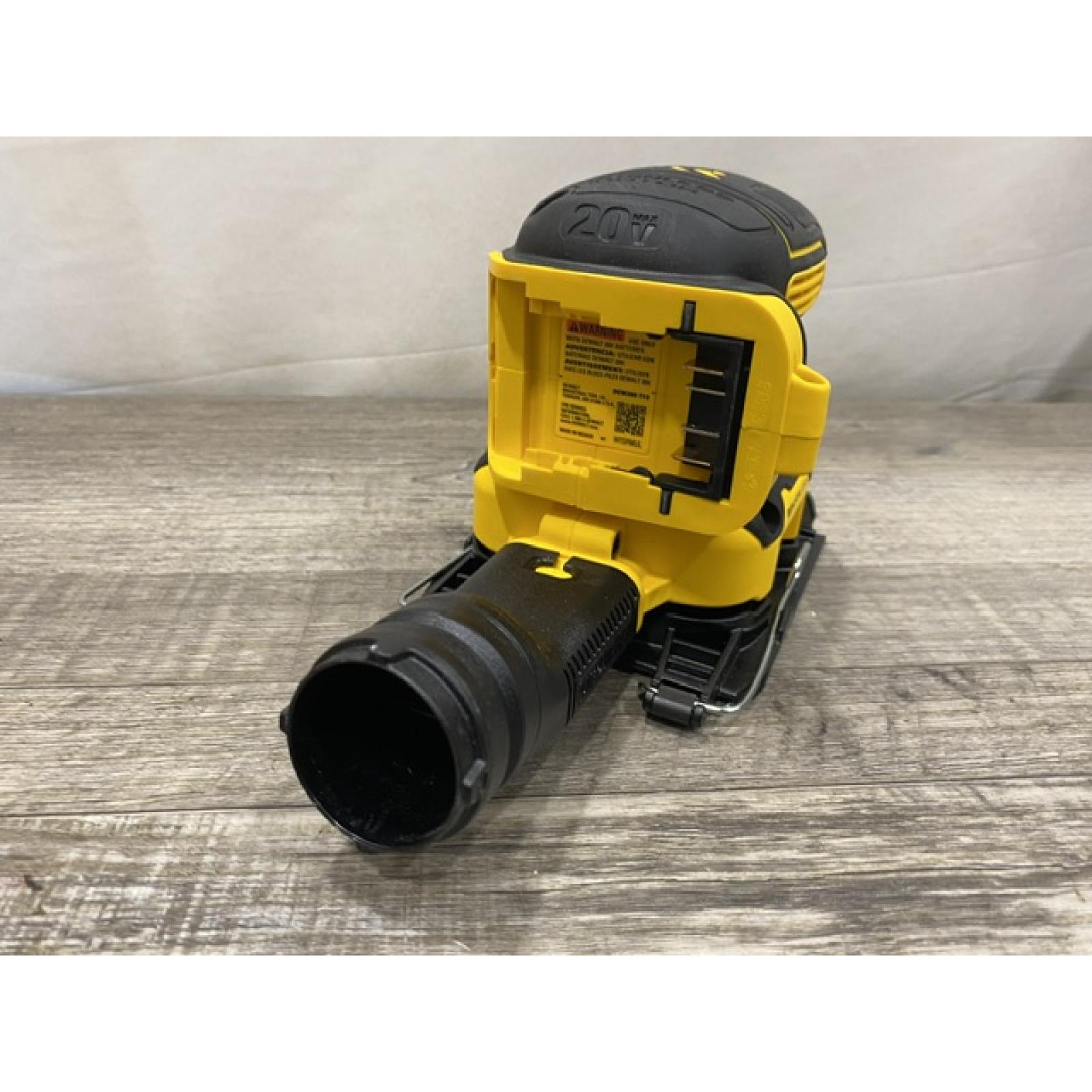 AS-IS DEWALT 20V MAX XR Cordless Brushless 1/4 Sheet Variable Speed Sander (Tool Only)