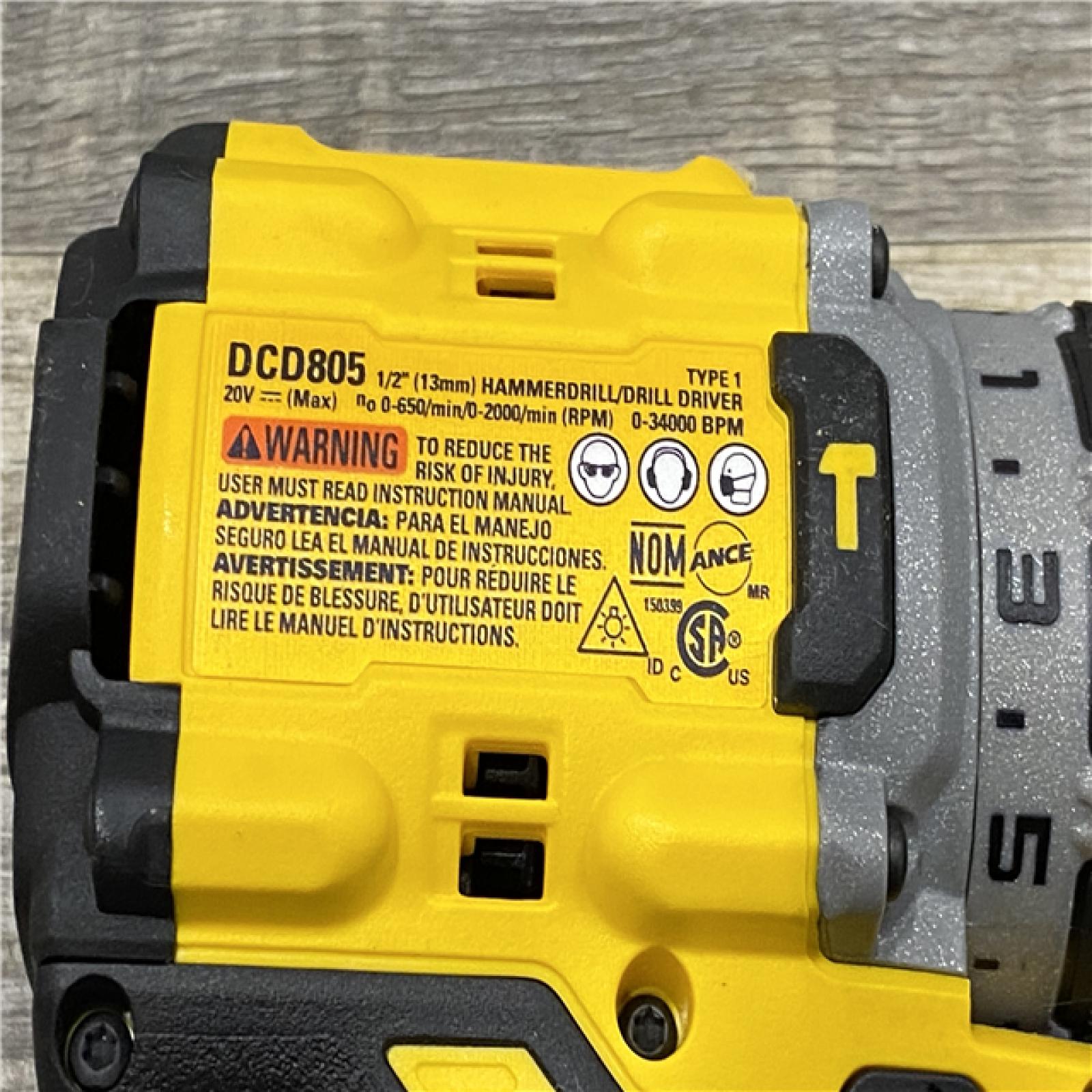 AS-IS DEWALT 20V MAX XR Hammer Drill/ Impact Driver Kit