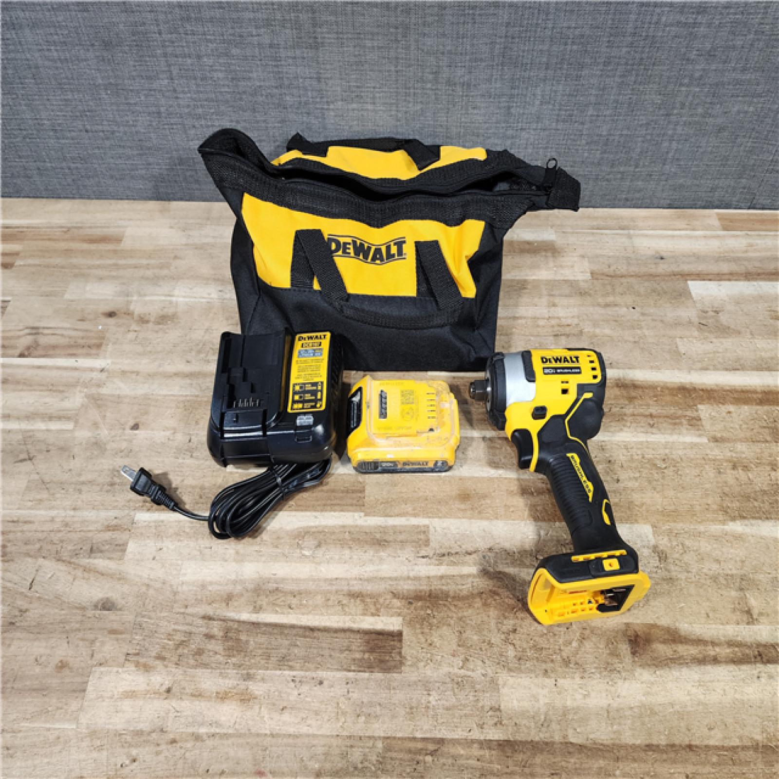 HOUSTON LOCATION - AS - IS DEWALT 20V Max 1/2 Impact Wrench COMBO KIT