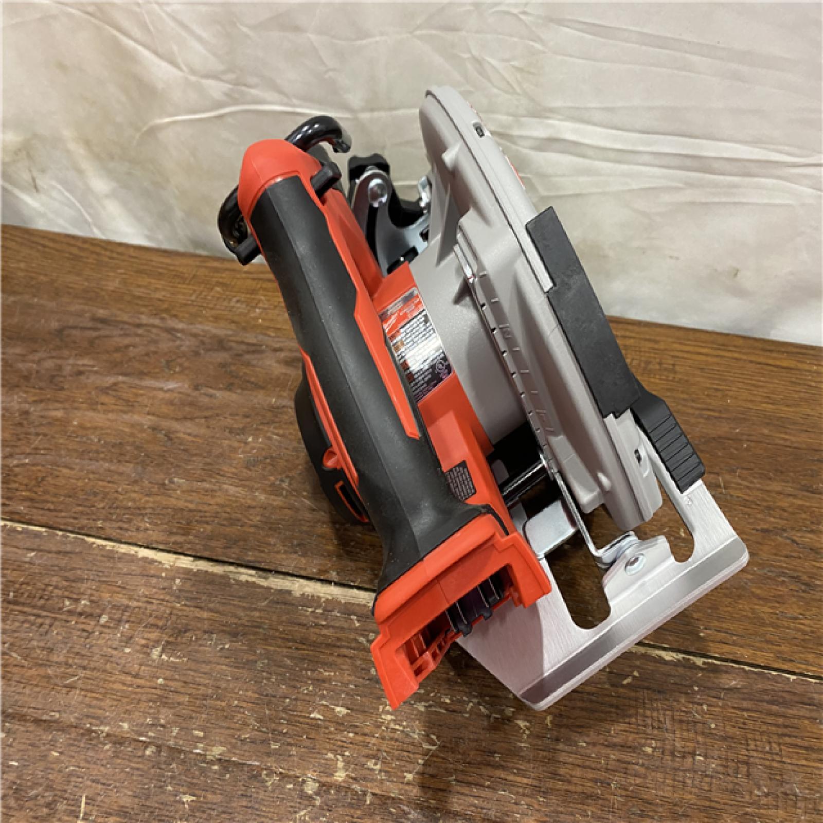 AS-IS Milwaukee 7-1/4  18V Brushless Circular Saw 2631-20 (Bare Tool)