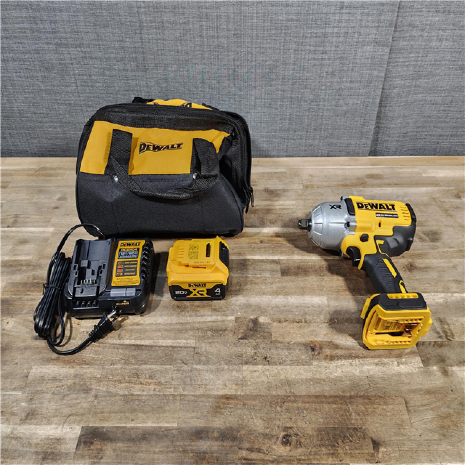 HOUSTON LOCATION - AS-IS Dewalt 20V MAX Lithium-Ion Cordless 1/2 in. Impact Wrench Kit