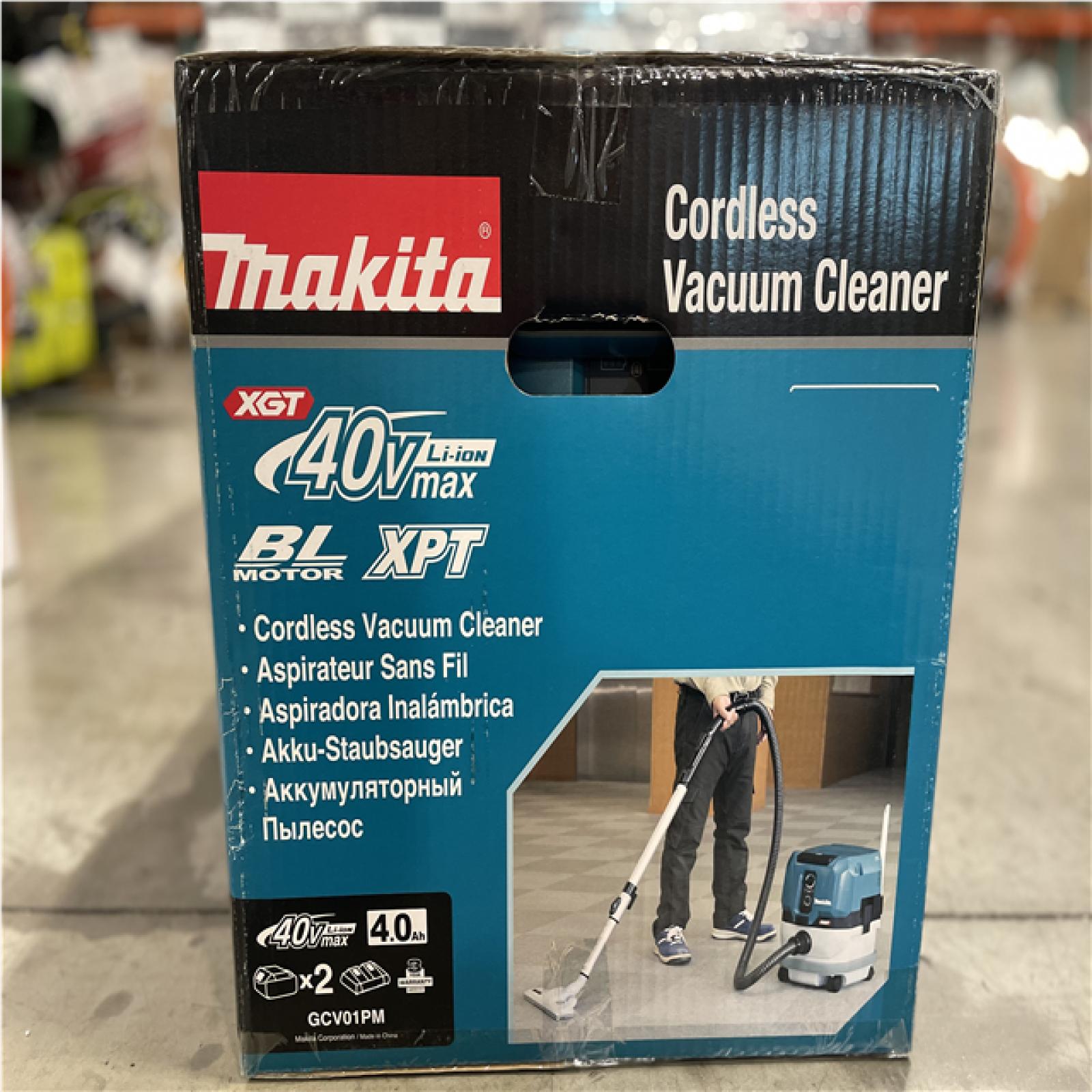 DALLAS LOCATION- MAKITA 40V max XGT Brushless Cordless 2.1 Gallon Wet/Dry Dust Extractor/Vacuum Kit (4.0Ah)