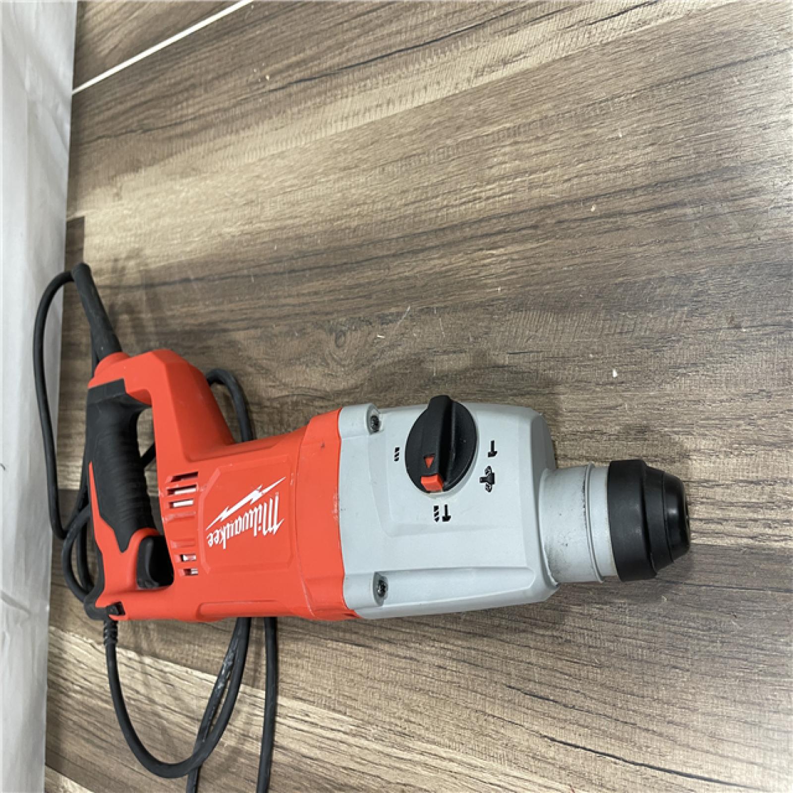 AS-IS Milwaukee 8 Amp Corded 1 in. SDS D-Handle Rotary Hammer