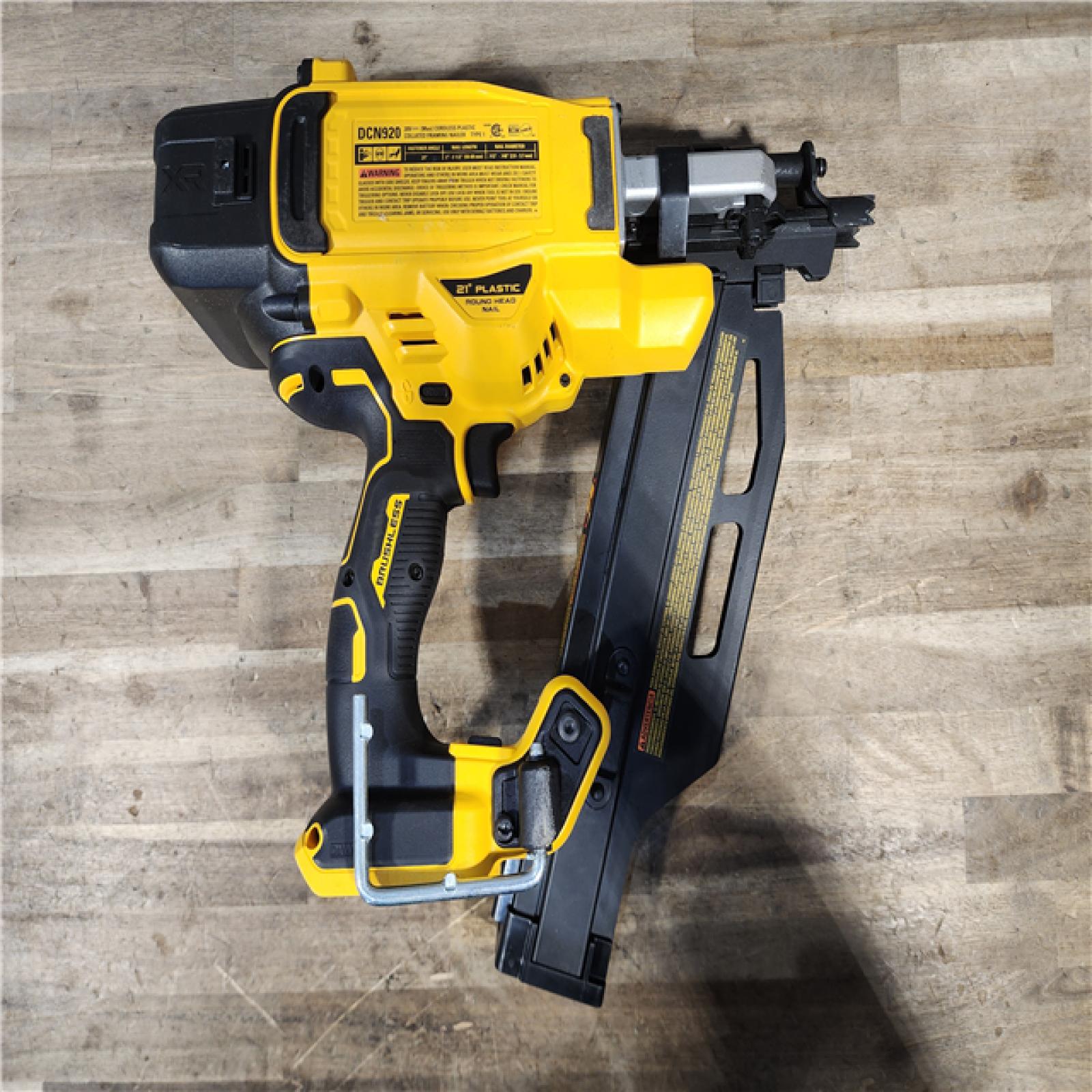 HOUSTON LOCATION - AS-IS DEWALT 20-Volt 21° Cordless Framing Nailer (Tool-Only)