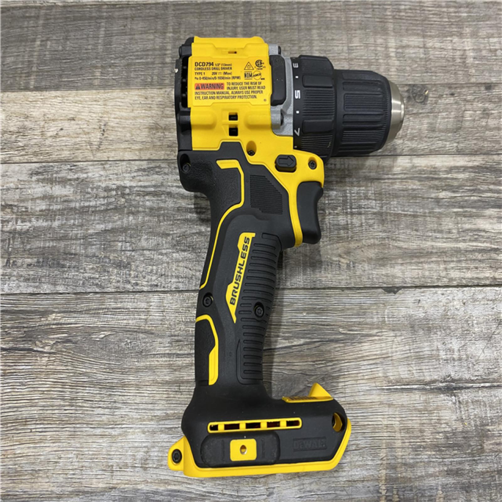 AS-IS DEWALT Atomic 20V Lithium-Ion Cordless Compact 1/2 in. Drill/Driver Kit