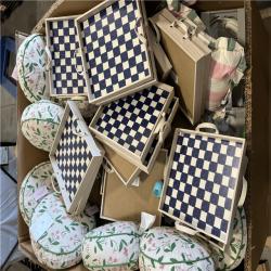DALLAS LOCATION - BULLSEYE CLOTHING, HOME GOODS PALLET