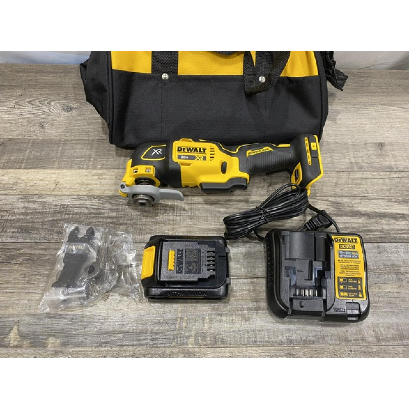 AS-IS DEWALT 20V MAX XR Cordless Brushless 3-Speed Oscillating Multi Tool Kit