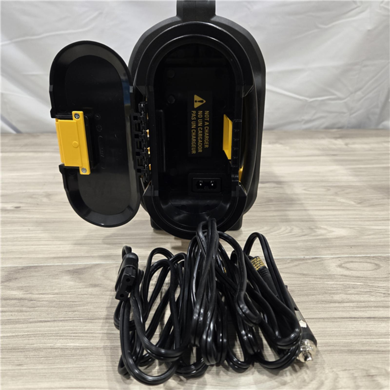 LIKE NEW! - DEWALT  20V MAX Inflator (Tool Only)