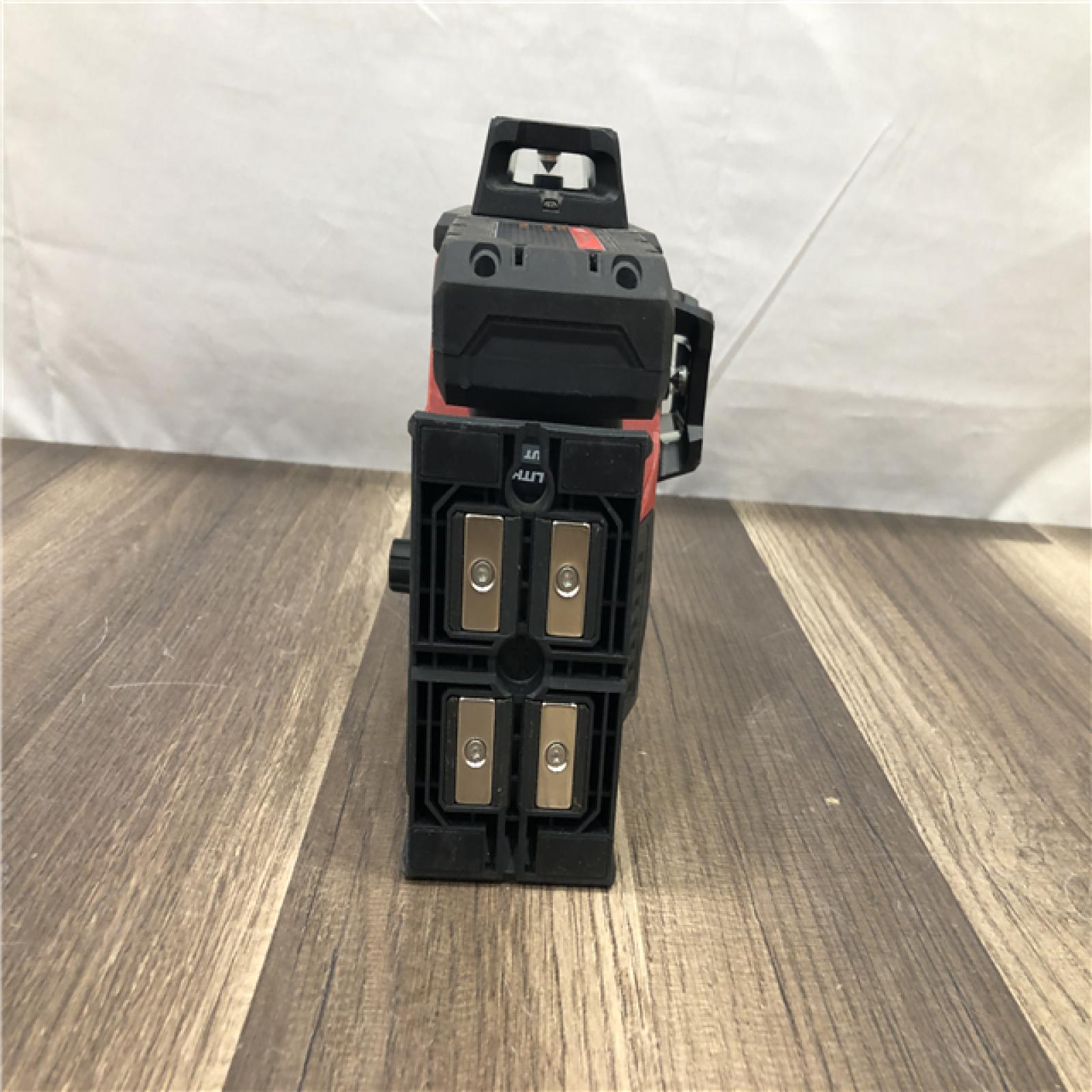 AS-IS Milwaukee M12 12-Volt Lithium-Ion Cordless Green 250 ft. 3-Plane Laser Level Kit