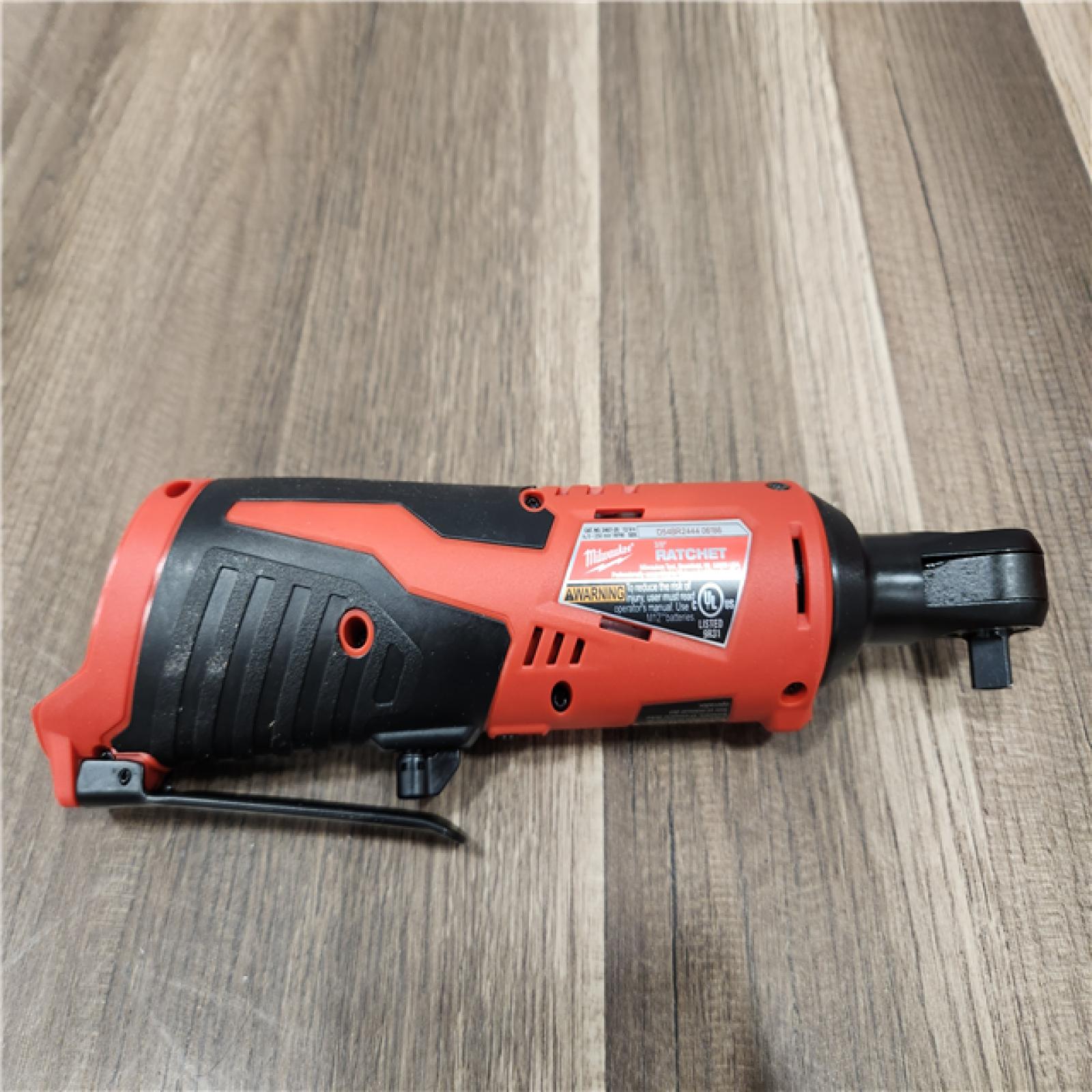 AS-IS- MILWAUKEE.38 in. M12 Cordless Ratchet (Tool-Only)