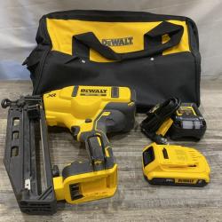 AS-IS DEWALT 20V MAX XR 16-Gauge Electric Cordless Angled Finishing Nailer Kit