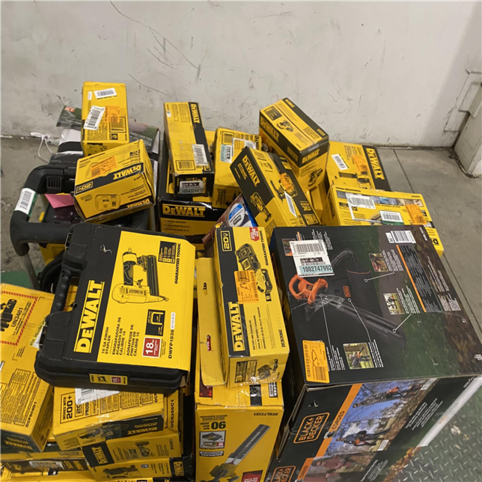 Dallas Location - As-Is DEWALT Tool Pallet