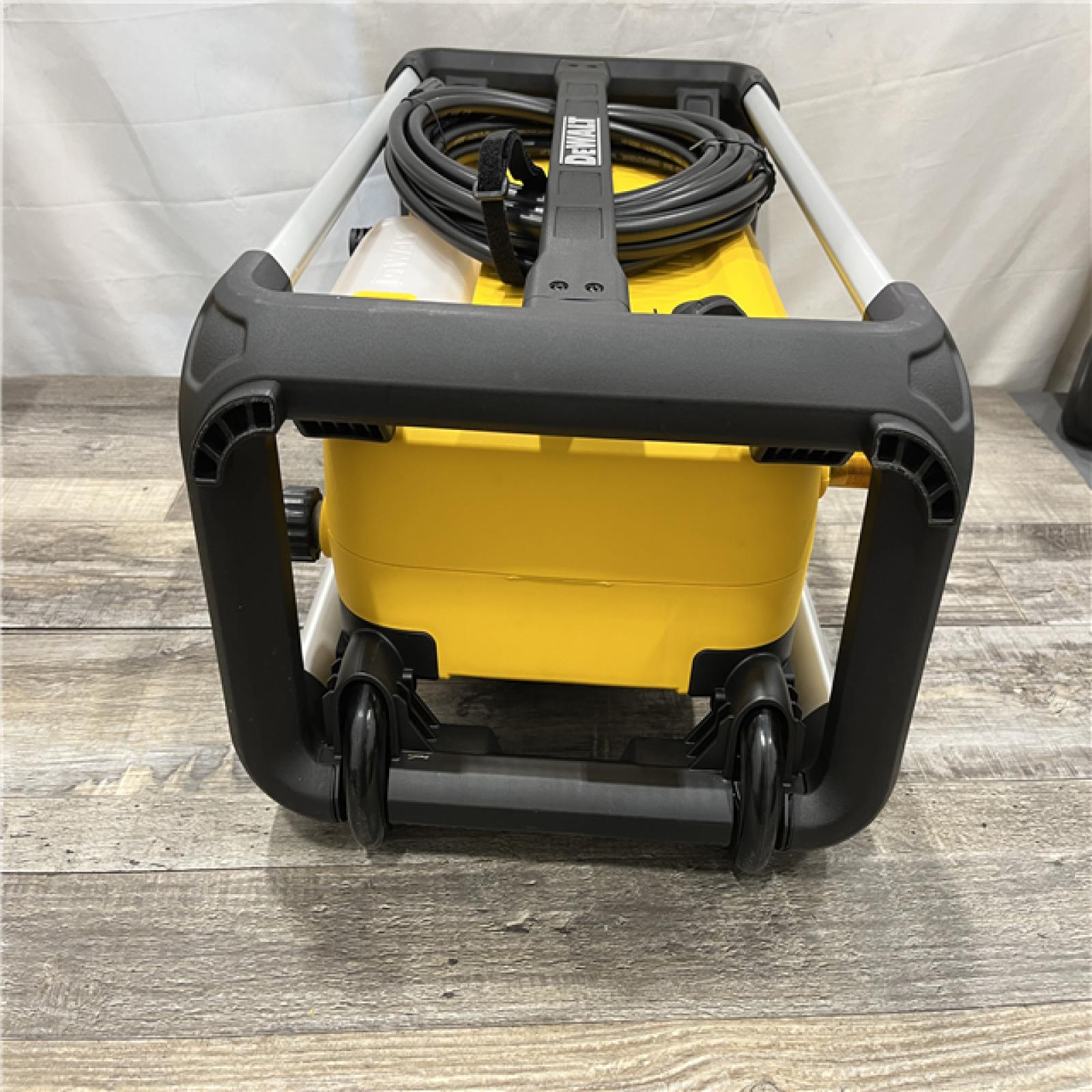AS-IS DEWALT 2600 PSI 1.1 GPM Cold Water Electric Pressure Washer