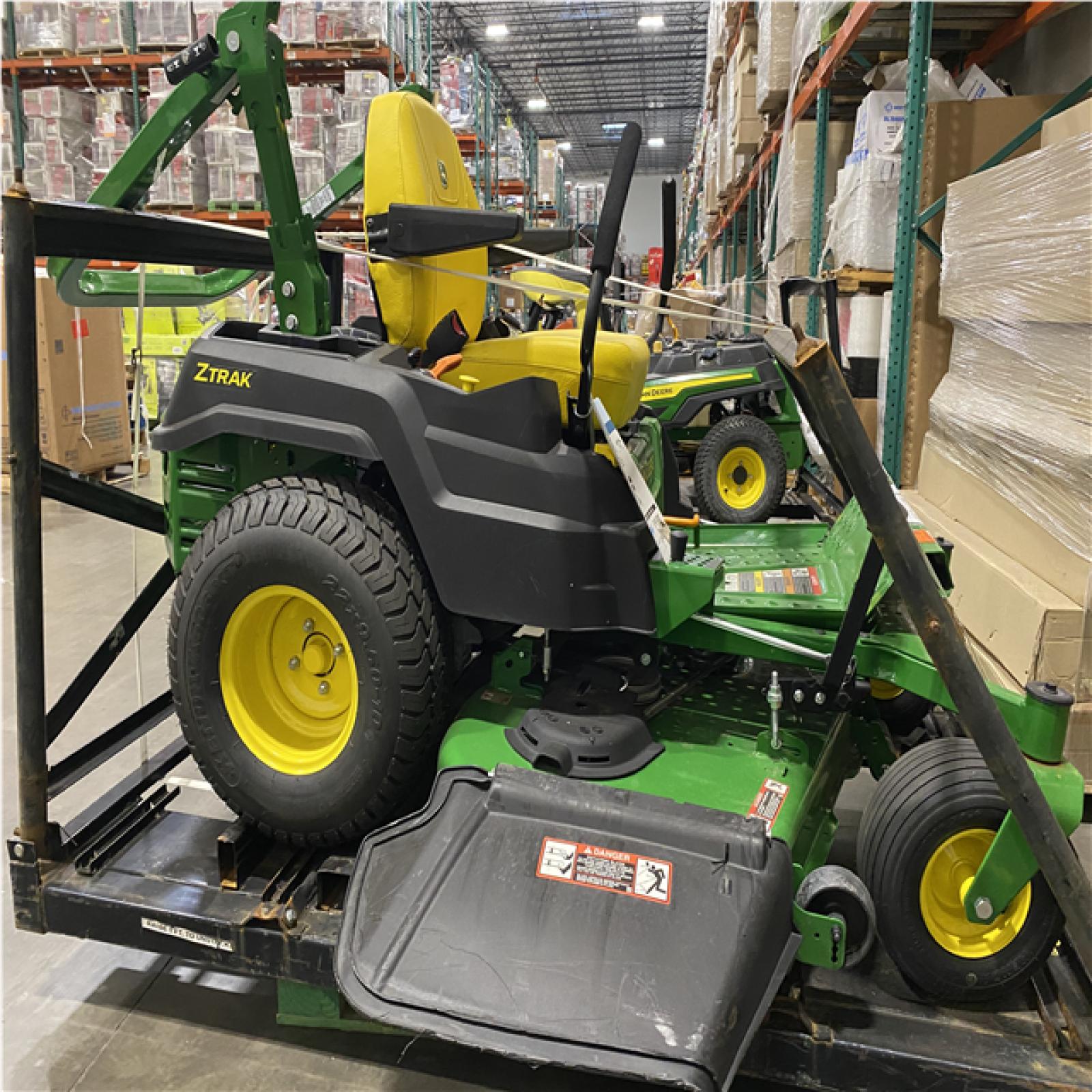 Dallas Location - As-Is John Deere Z515E ZTrak#8482 48-in 24 -HP V-twin Gas