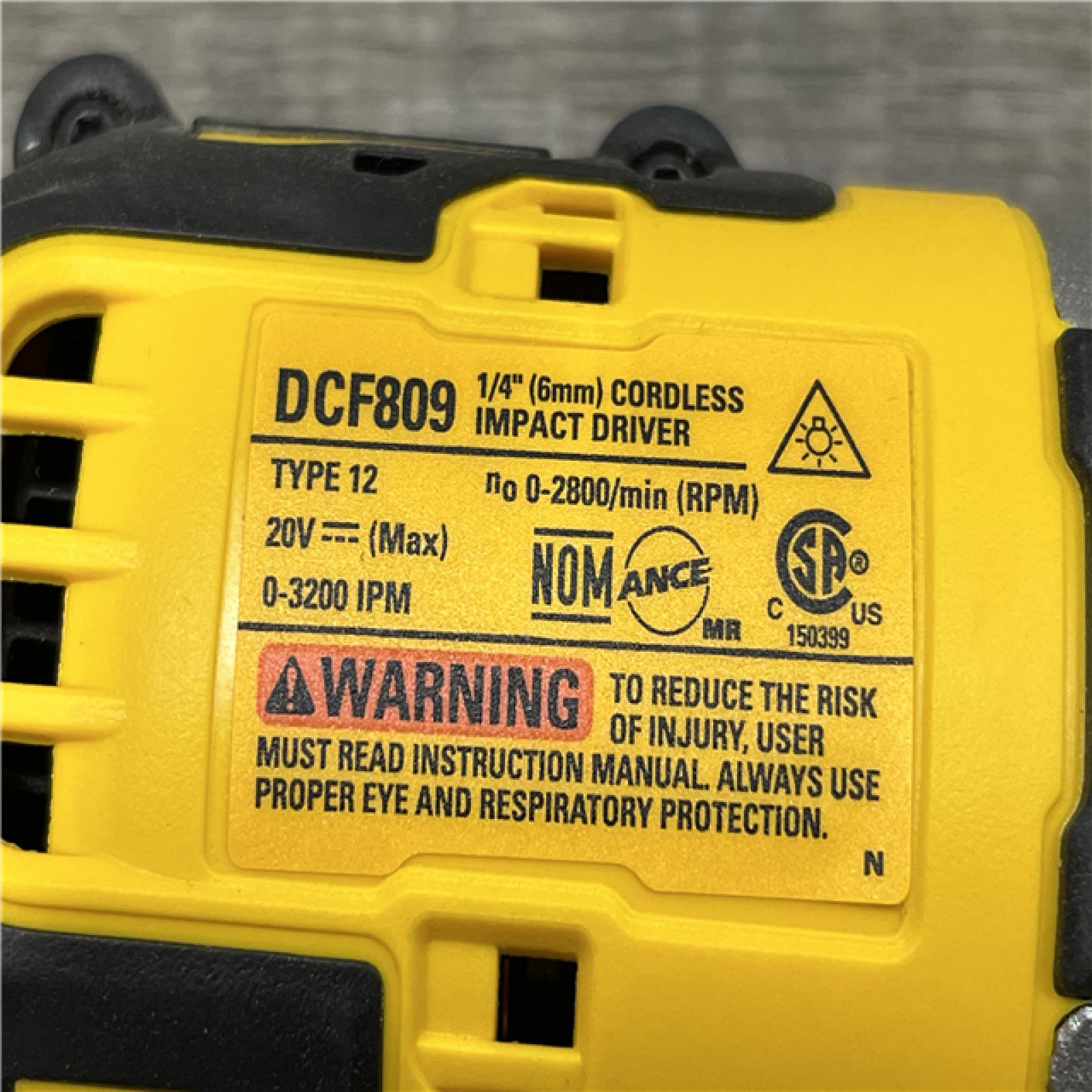 AS-IS DEWALT Atomic 20V Max Lithium-Ion Brushless Cordless Compact 1/4 in. Impact Driver Kit