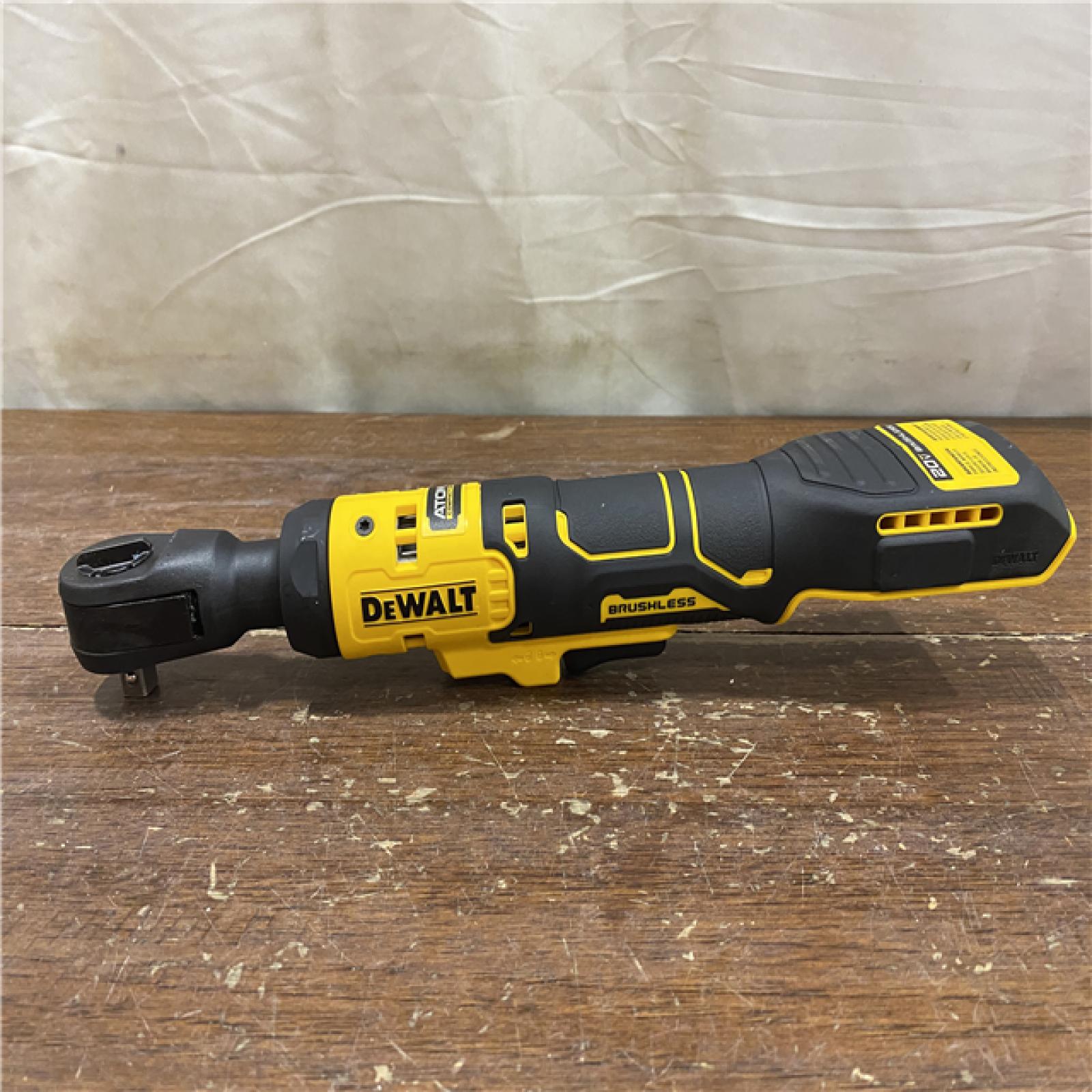 AS-IS ATOMIC 20V MAX Cordless 3/8 in. Ratchet (Tool Only)