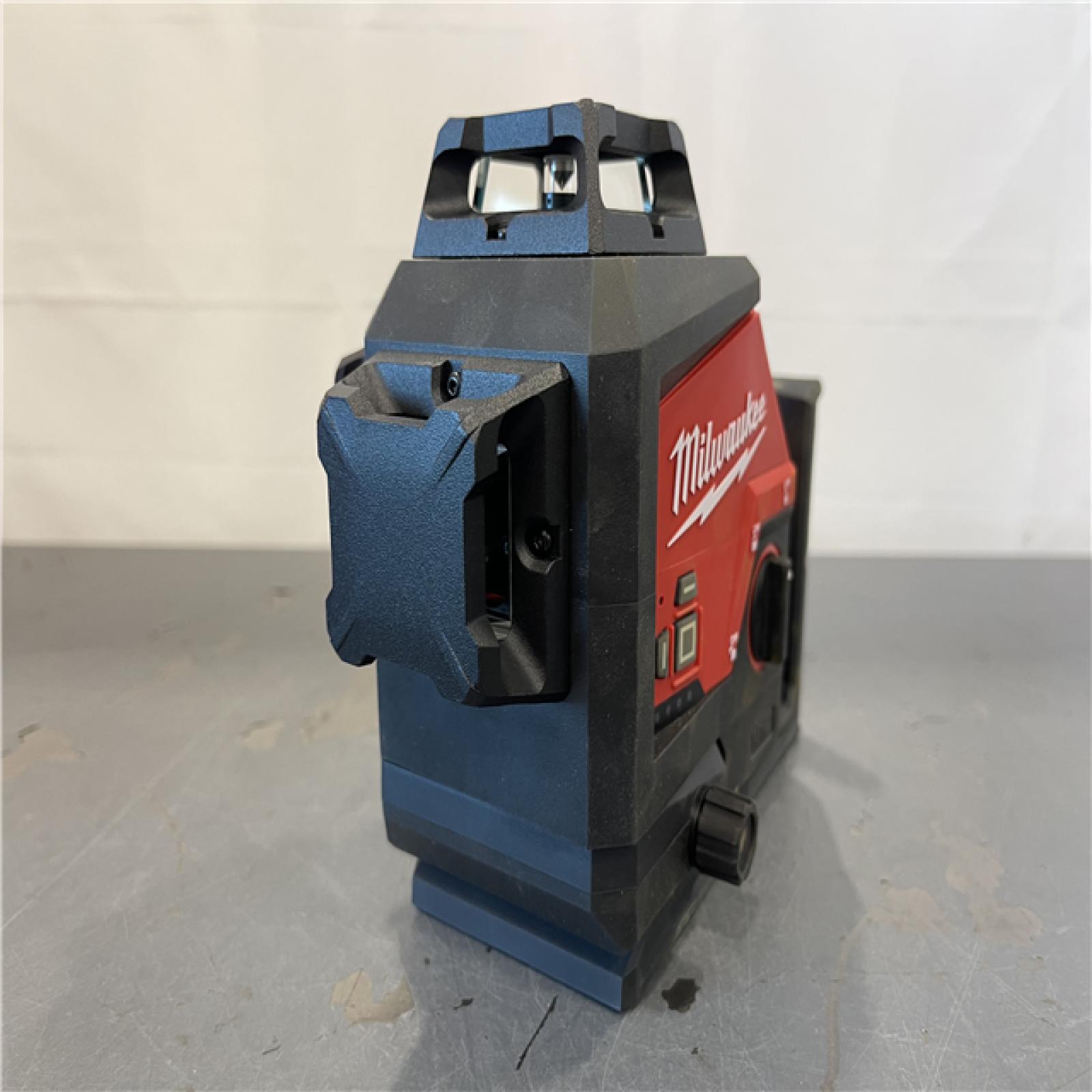 AS-IS - Milwaukee M12 12-Volt Lithium-Ion Cordless Green 250 ft. 3-Plane Laser Level Kit