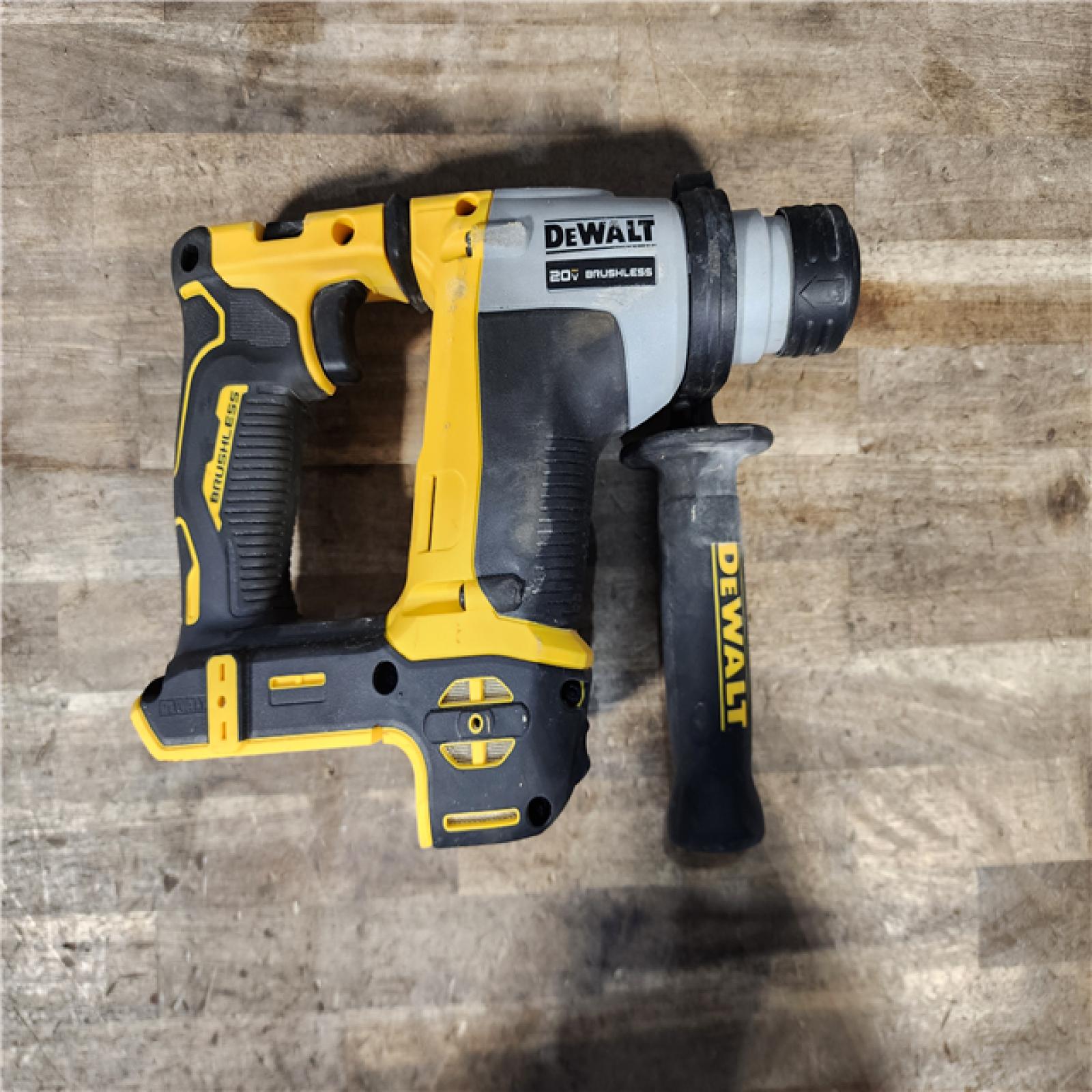 HOUSTON LOCATION - AS-IS Dewalt DCH172B MAX Atomic 20V 5/8 Inch Brushless Cordless SDS Plus Rotary Hammer (Tool Only)