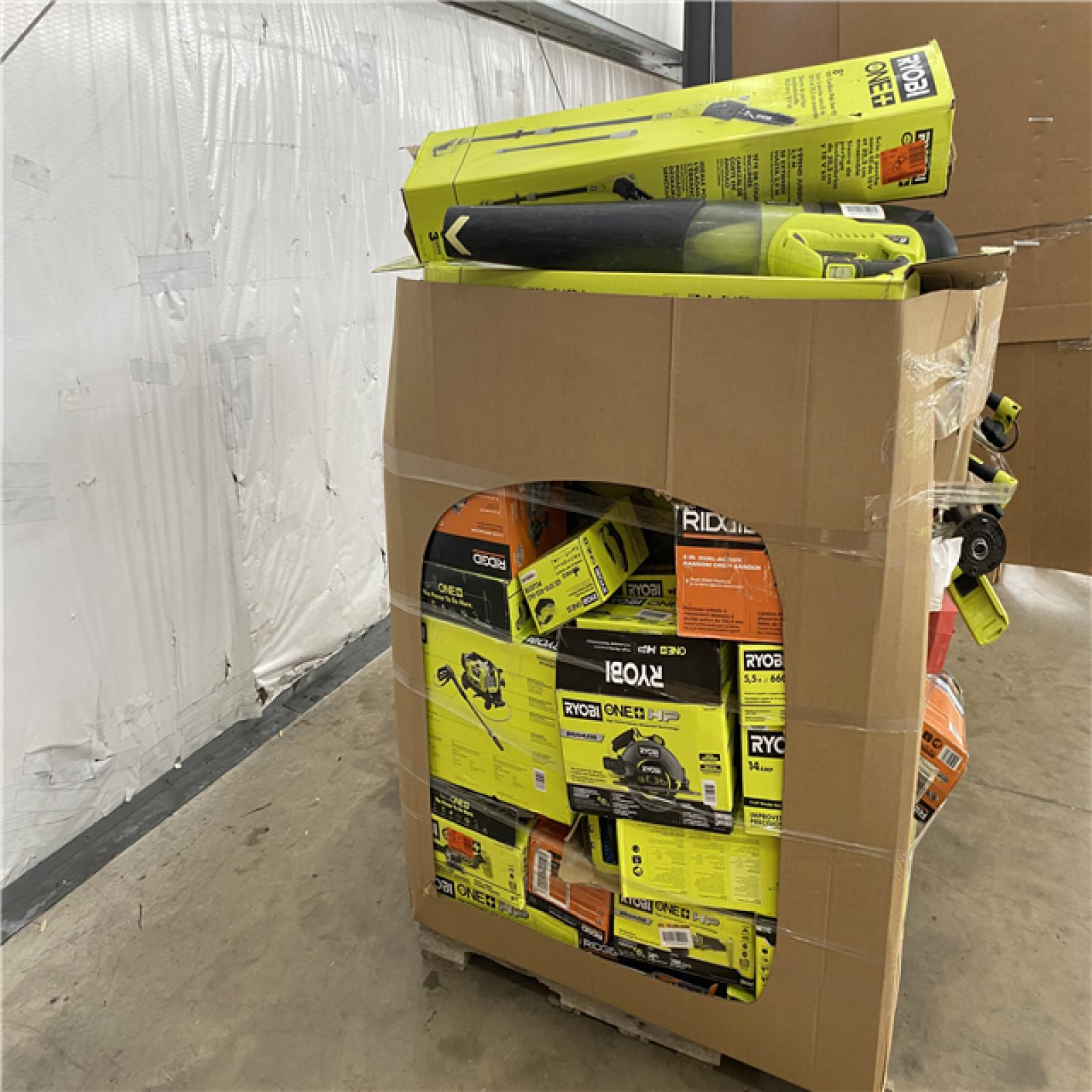 Houston Location AS IS - Tool Pallet