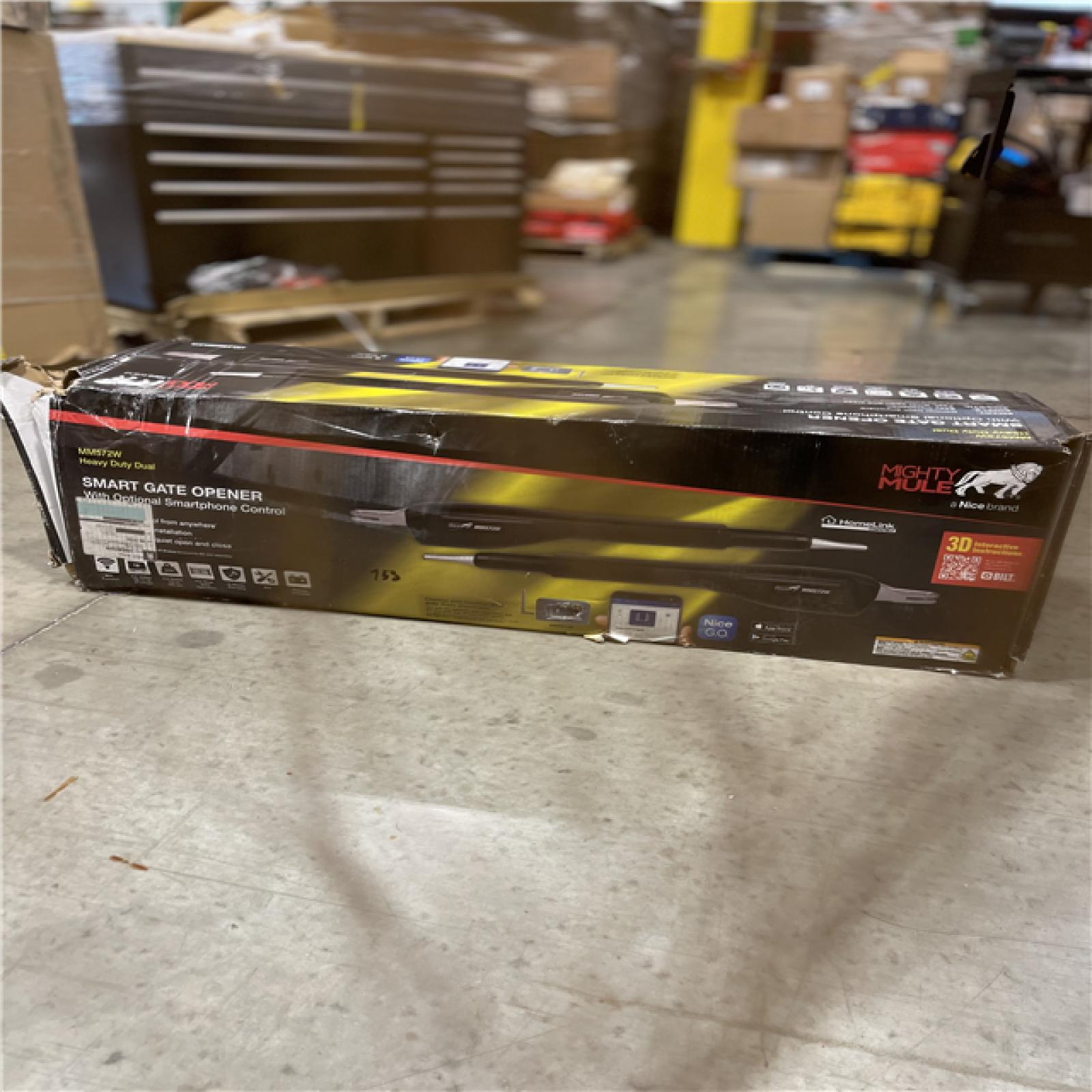 DALLAS LOCATION- AS-IS Mighty Mule Heavy Duty Dual Swing Automatic Gate Opener with Battery  up to 850 lb. per Gate Leaf  Smart and Solar Ready