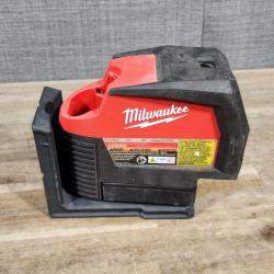 HOUSTON LOCATION - AS-IS Milwaukee Green 125 Ft. Cross Line and Plumb Points Laser Level Kit