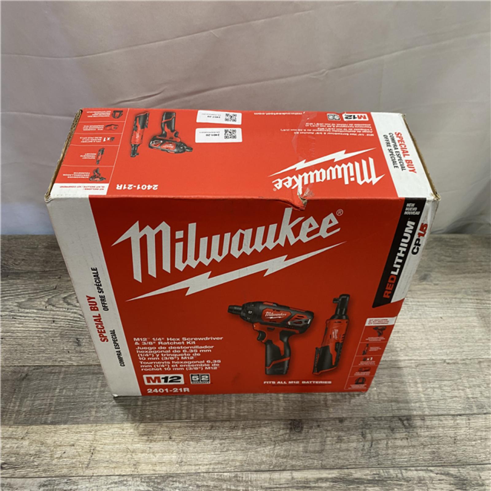 NEW - Milwaukee 12V Lithium-Ion Cordless 3/8 in. Ratchet and Screwdriver Combo Kit