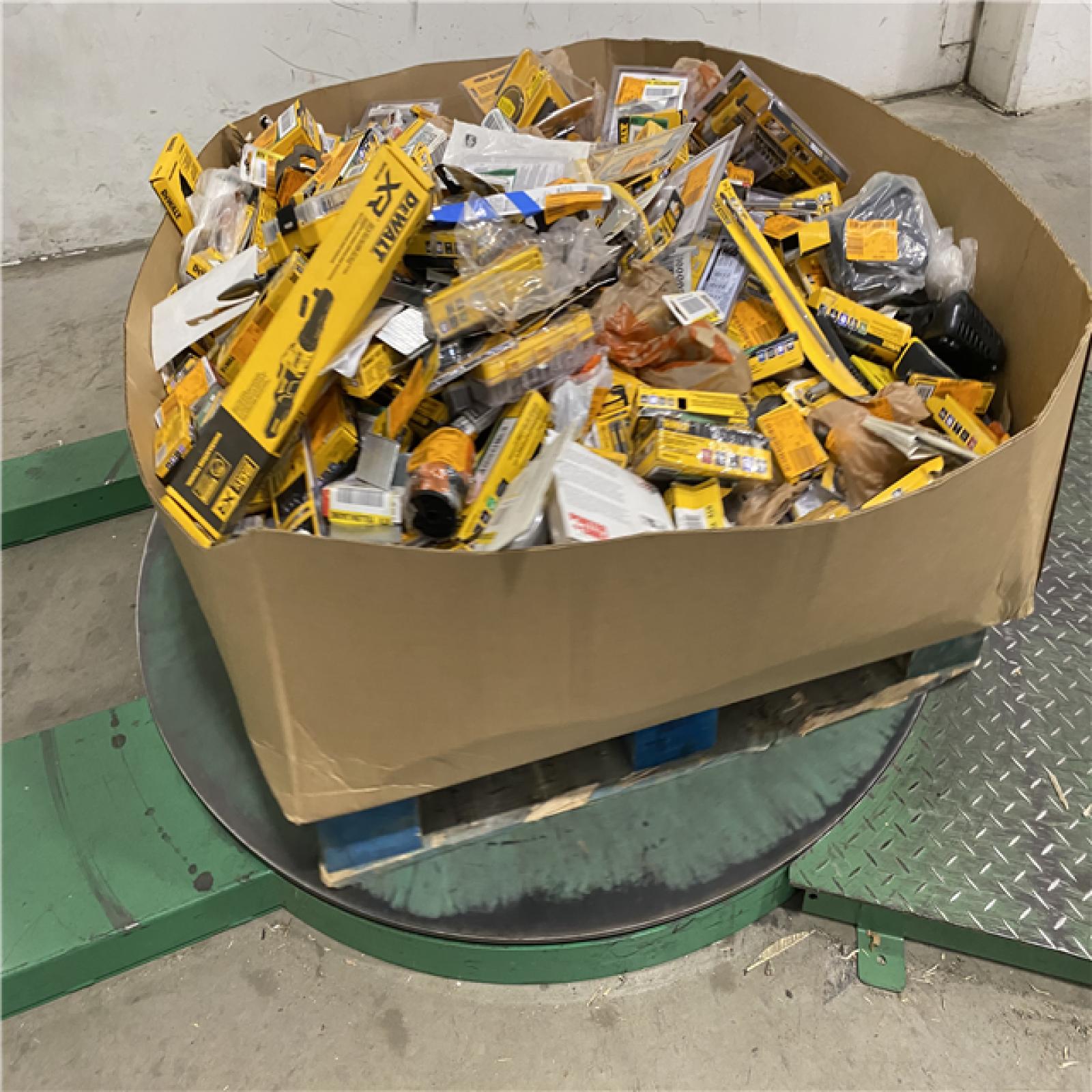 Dallas Location - As-Is DEWALT Tool Pallet