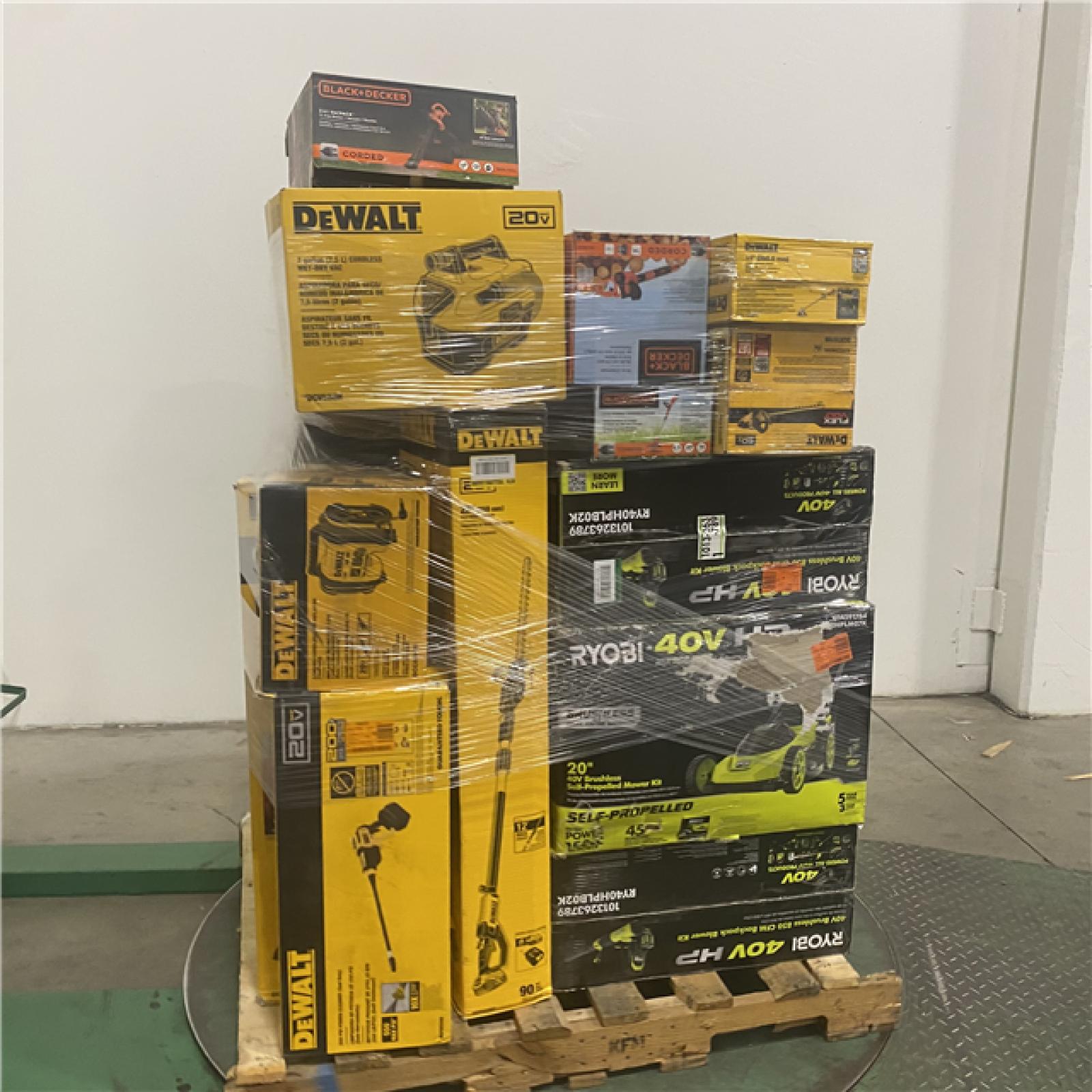 Dallas Location - As-Is Tool Pallet