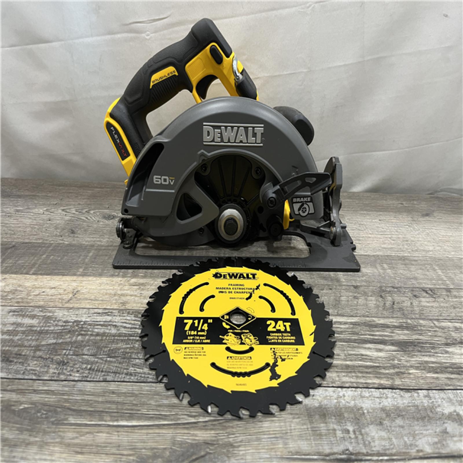 AS-IS DEWALT FLEXVOLT 60V MAX Cordless Brushless 7-1/4 in. Circular Saw with Brake (Tool Only)