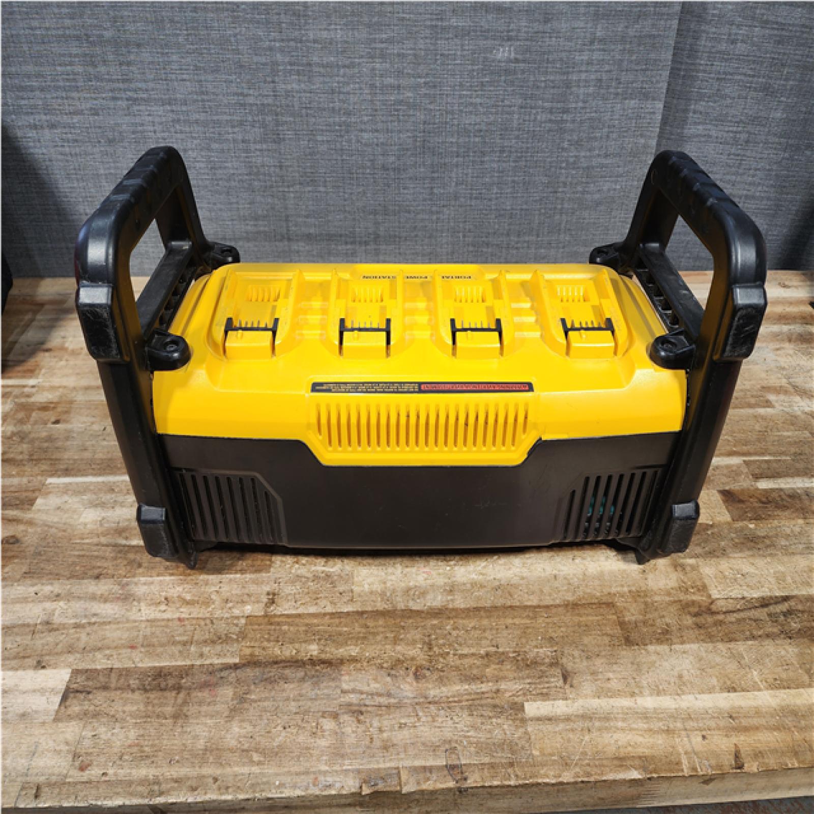 Houston Location AS-IS DeWalt Portable Power Station