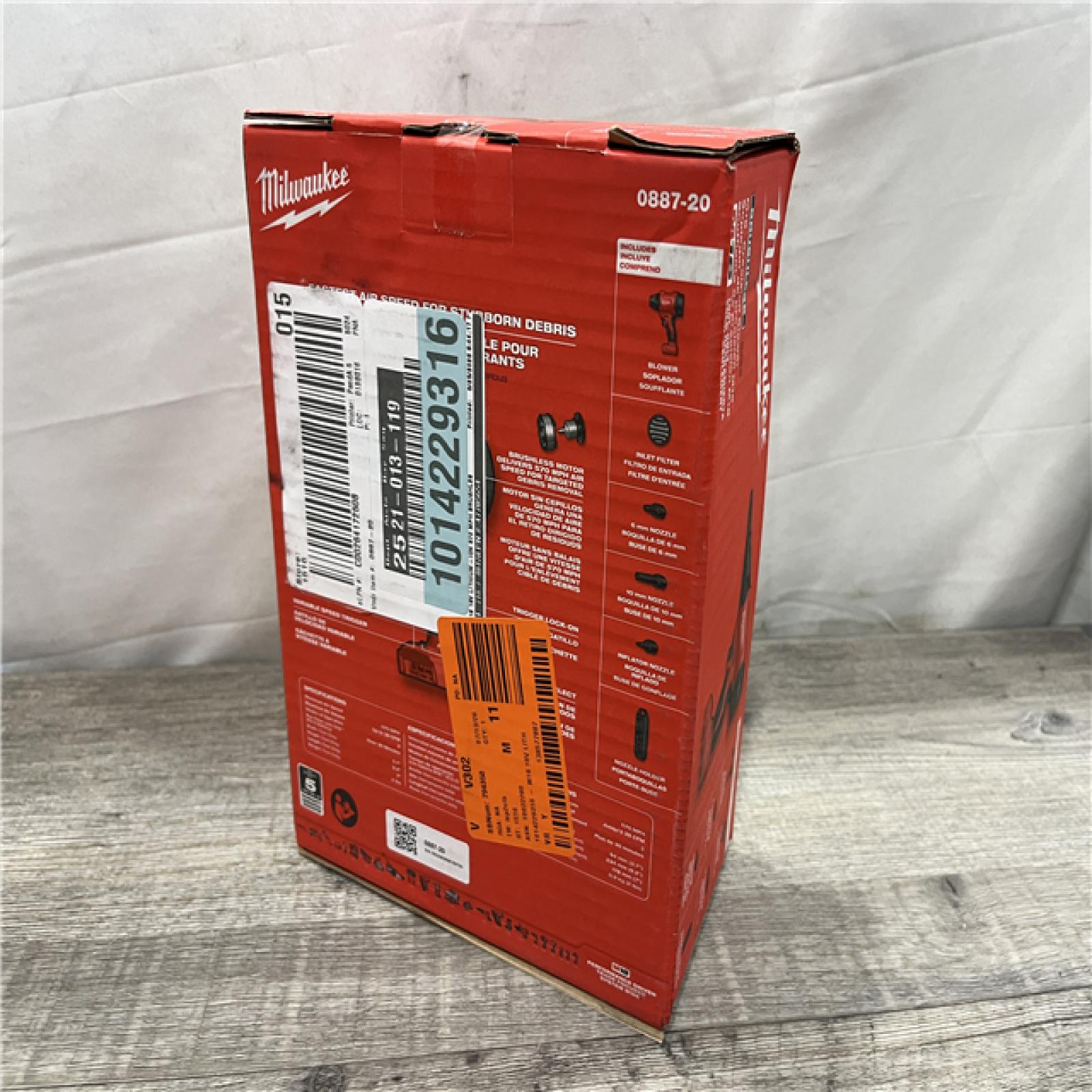 NEW - Milwaukee 18V Lithium-Ion 570 MPH Brushless Cordless Precision Blower (Tool-Only)