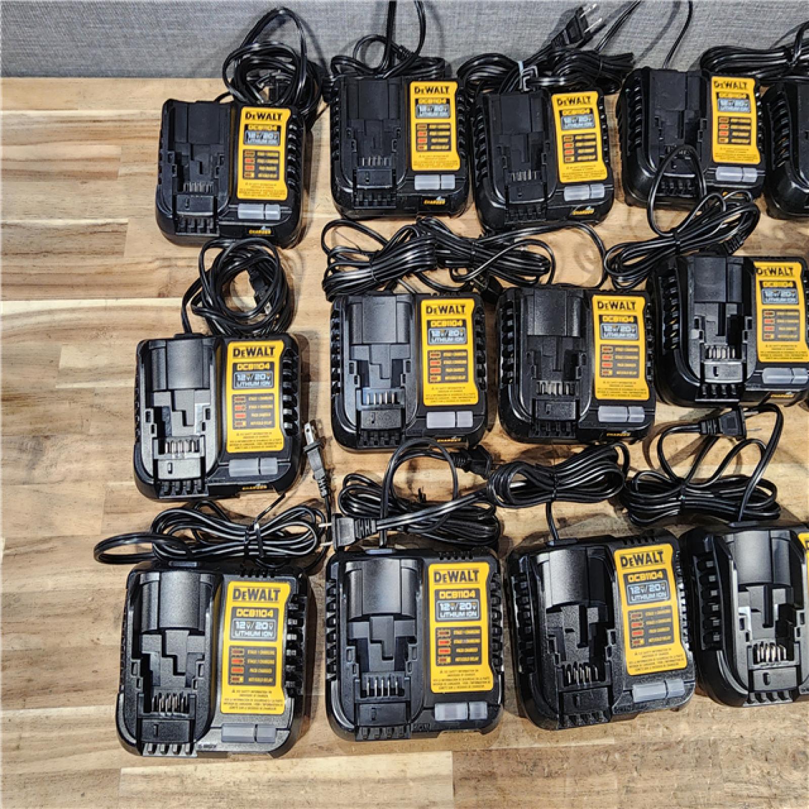 HOUSTON LOCATION - AS - IS DEWALT BATTERY CHARGER PACK QTY - 18
