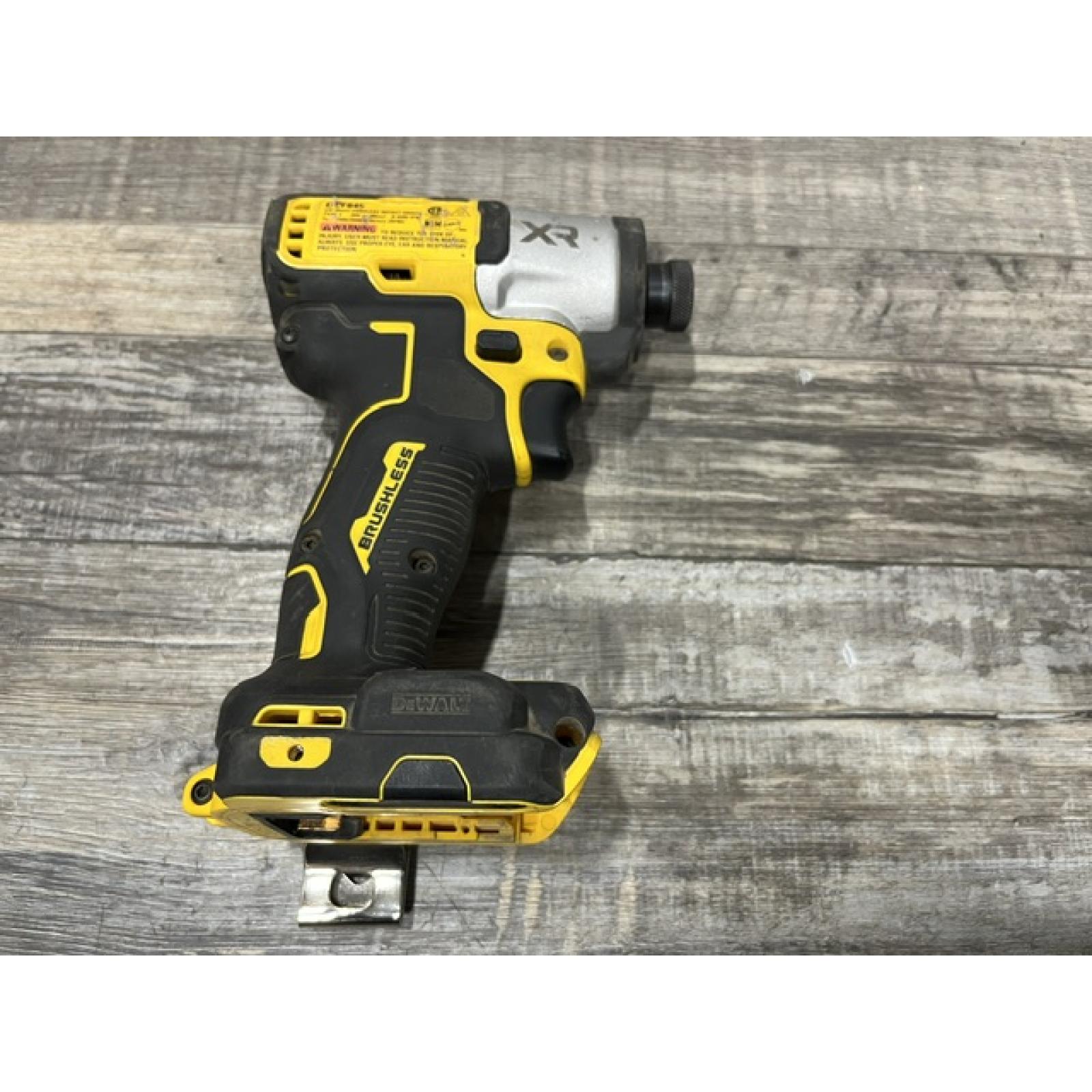 AS-IS DEWALT 20-Volt Maximum XR Lithium-Ion Cordless Brushless 1/4 in. 3-Speed Impact Driver Kit