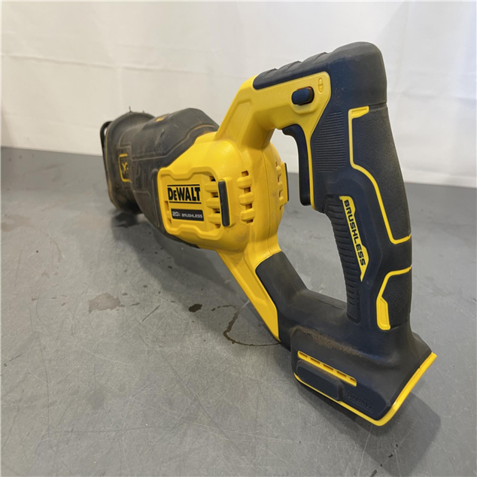 AS-IS - DEWALT 20V MAX XR Cordless Brushless Reciprocating Saw