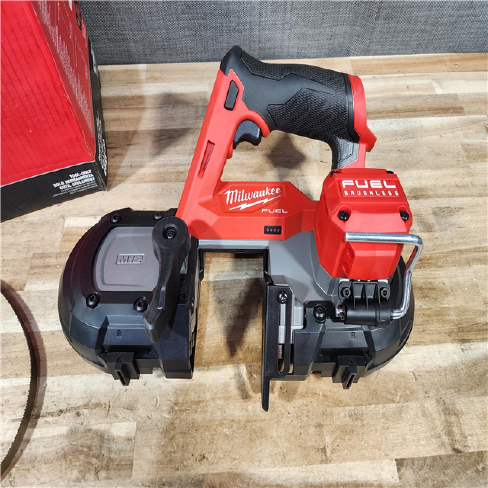 HOUSTON LOCATION - AS-IS Milwaukee FUEL 12V Lithium-Ion Cordless Compact Band Saw (Tool-Only)