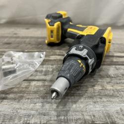 AS-IS DEWALT XR 20V MAX Lithium-Ion Cordless Brushless Screw Gun (Tool Only)