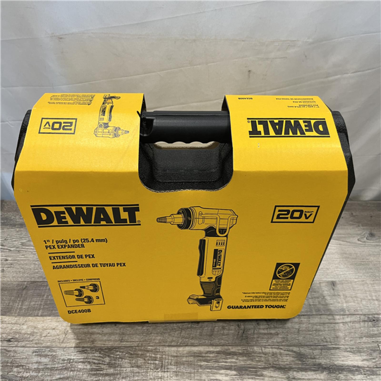 NEW - DEWALT 20V MAX Cordless 1 in. PEX Expansion Tool Kit