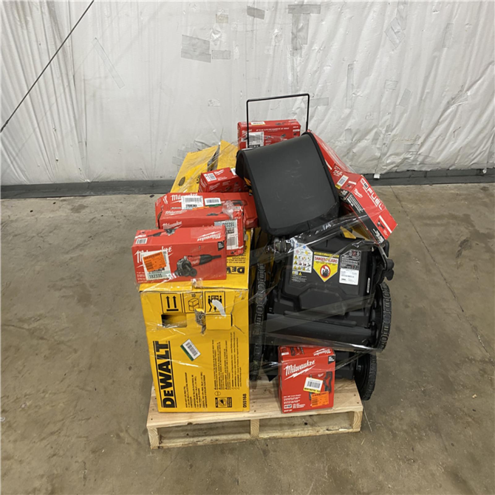 Houston Location AS IS - Tool Pallet