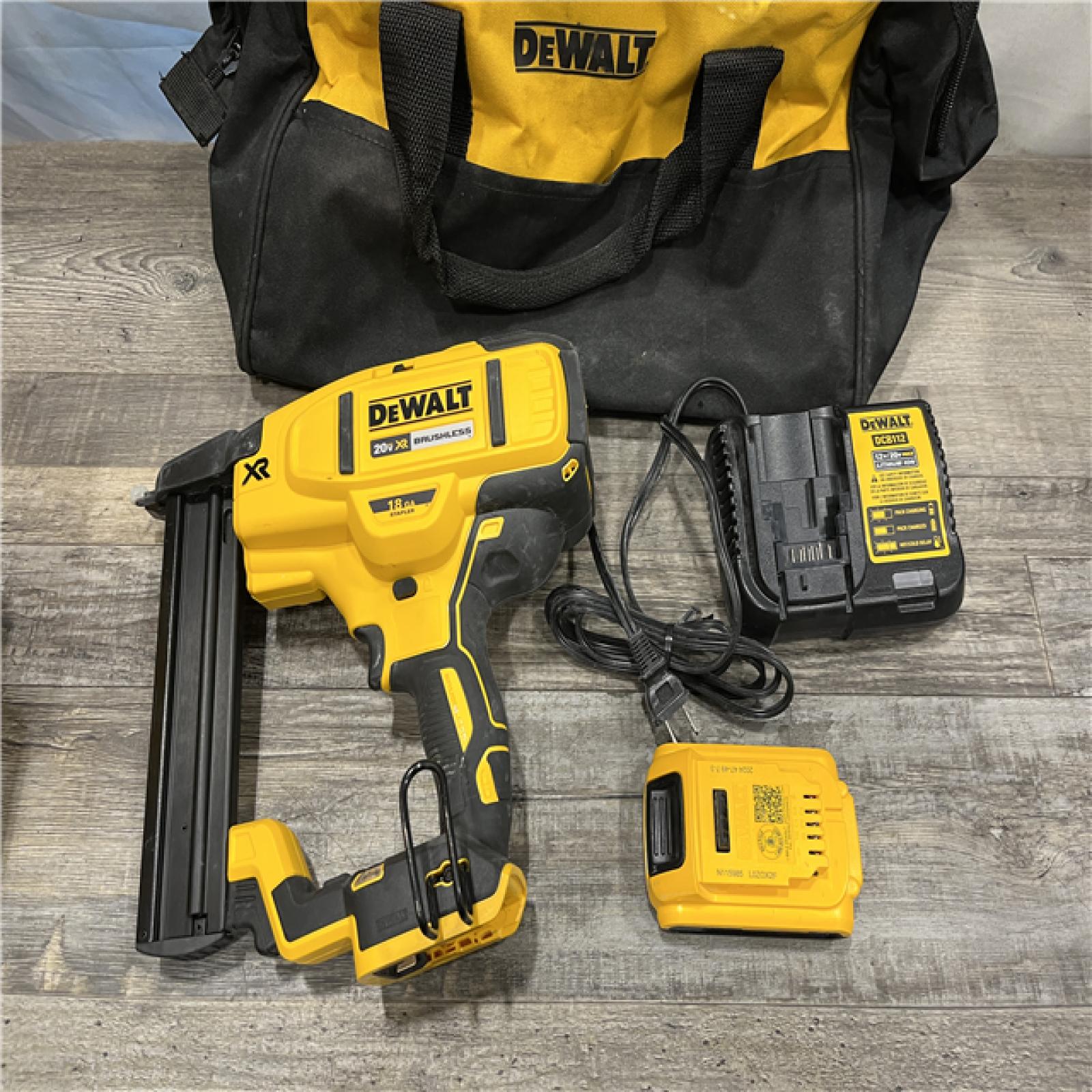 AS-IS DEWALT 20V MAX XR Lithium-Ion Cordless 18-Gauge Narrow Crown Stapler Kit