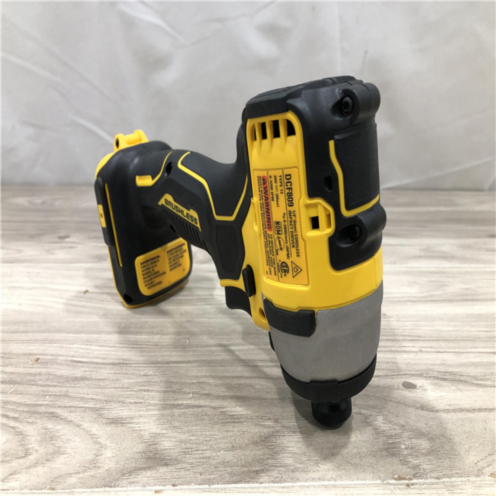 AS-IS DEWALT ATOMIC 20-Volt MAX Lithium-Ion Cordless Combo Kit