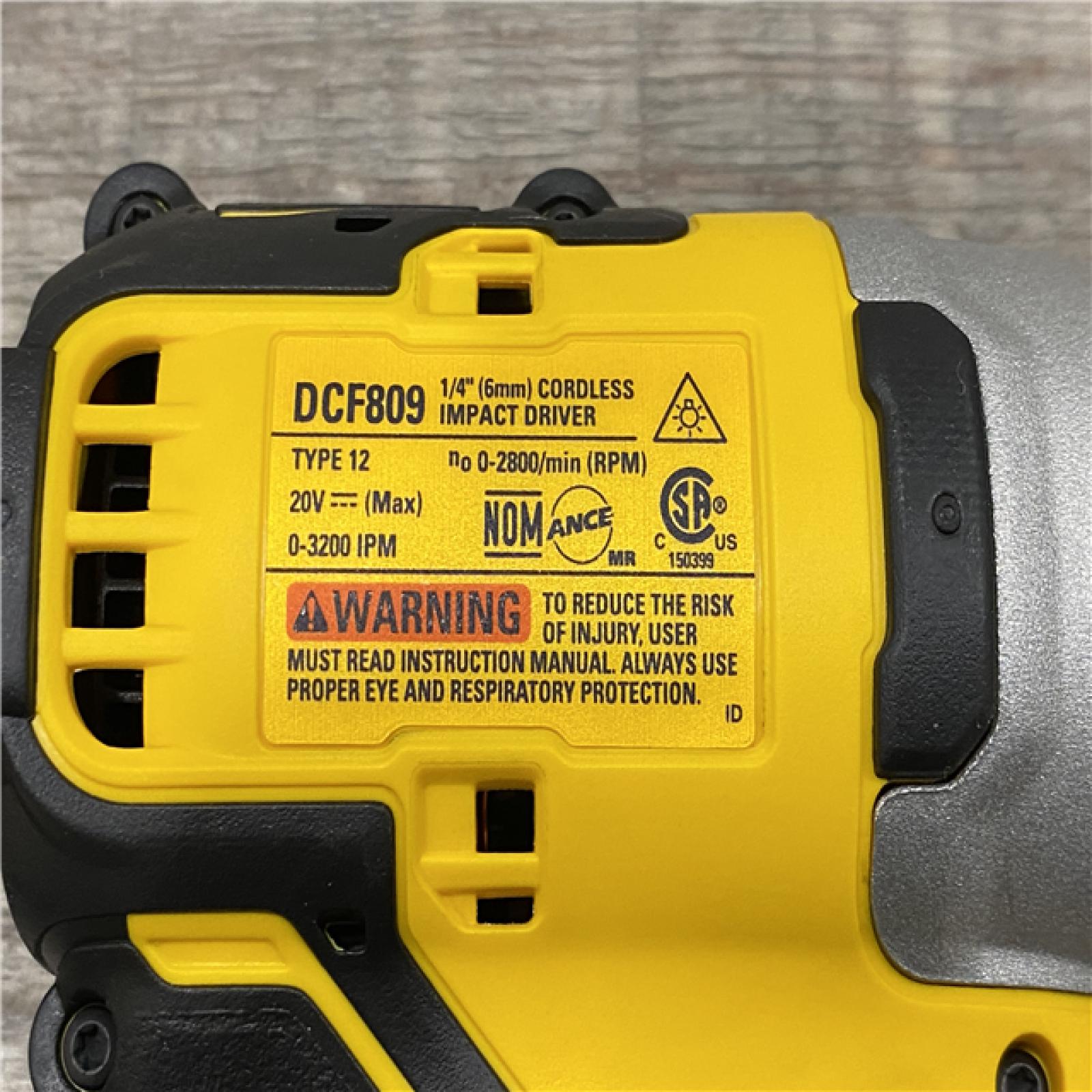 AS-IS DEWALT ATOMIC 20-Volt MAX Lithium-Ion Cordless Combo (2-Tool) Kit