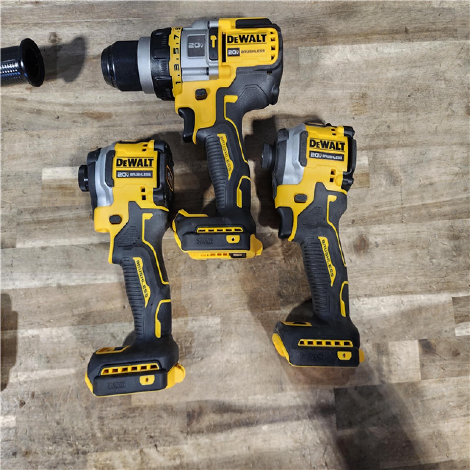 HOUSTON LOCATION - AS-IS DEWALT 3 TOOL COMBO KIT W/ (2) BATTERY & CHARGER