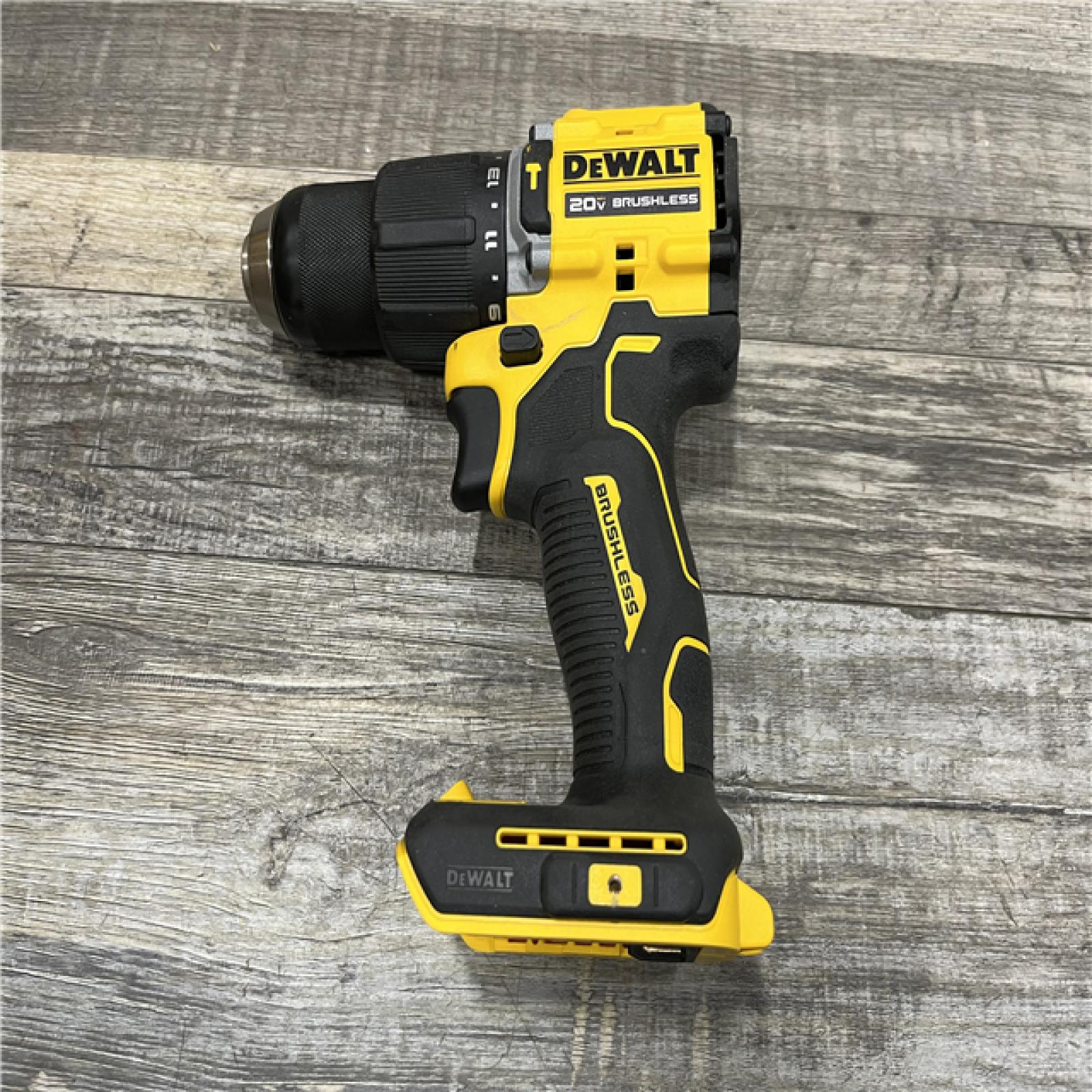 AS-IS DEWALT ATOMIC 20V Lithium-Ion Cordless 1/2 in. Hammer Drill Kit